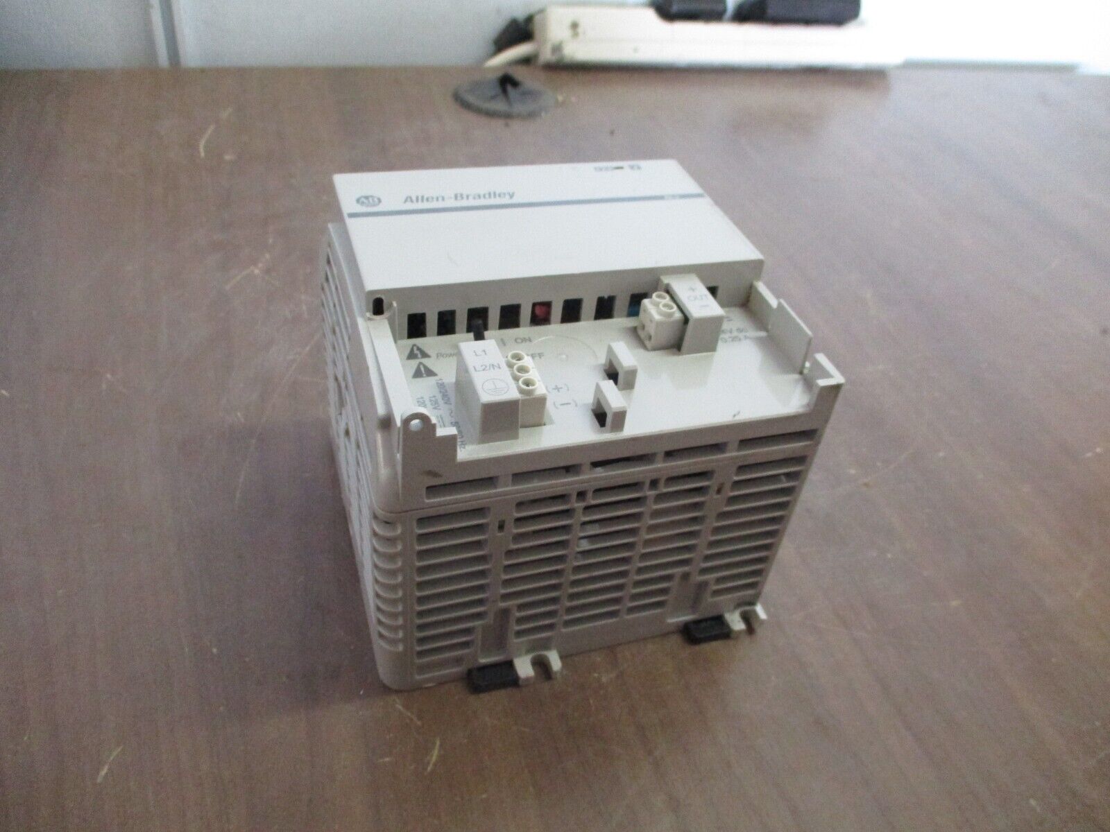 Allen-Bradley Power Supply 1768-PA3 Ser. A DIR/VER: 10000101194/02 Used