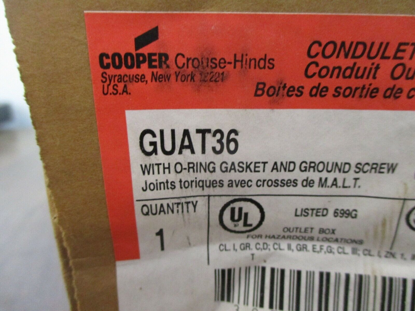 Cooper Crouse-Hinds Condulet Conduit Outlet Box w/ Cover GUAT36 Size: 1"