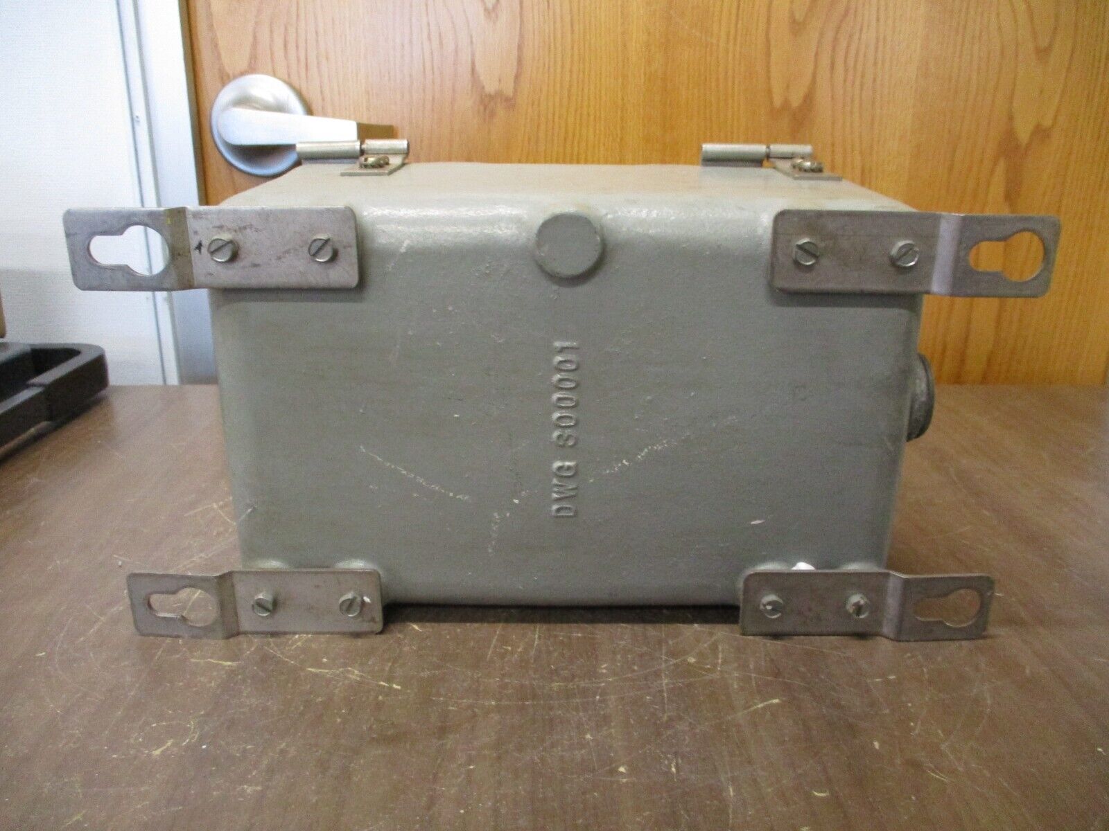 Appleton Explosion Proof Disconnect Switch EDS-3036 30A 600V 3P Used