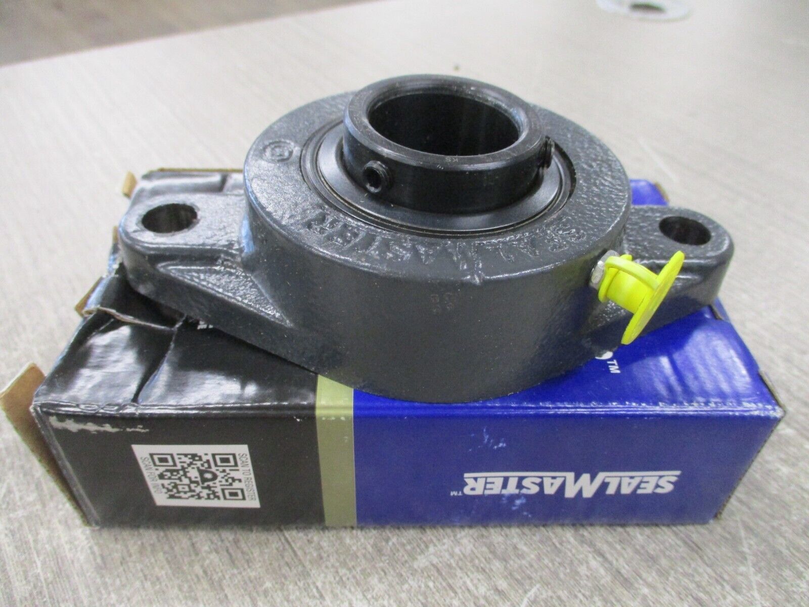 Seal Master Gold Line Flange Bearing SFT-19 1 3/16" New Surplus