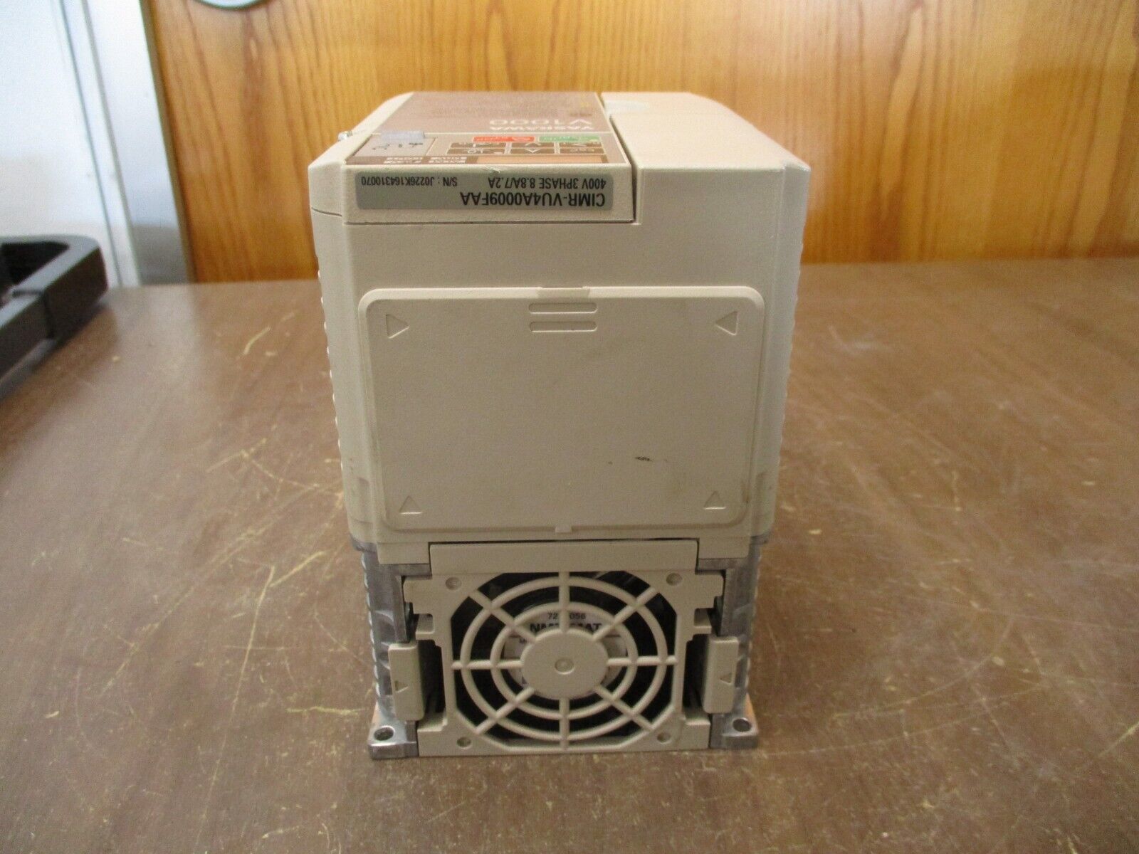 Yaskawa V1000 AC Drive CIMR-VU4A0009FAA Rev. C 5HP 3Ph Used