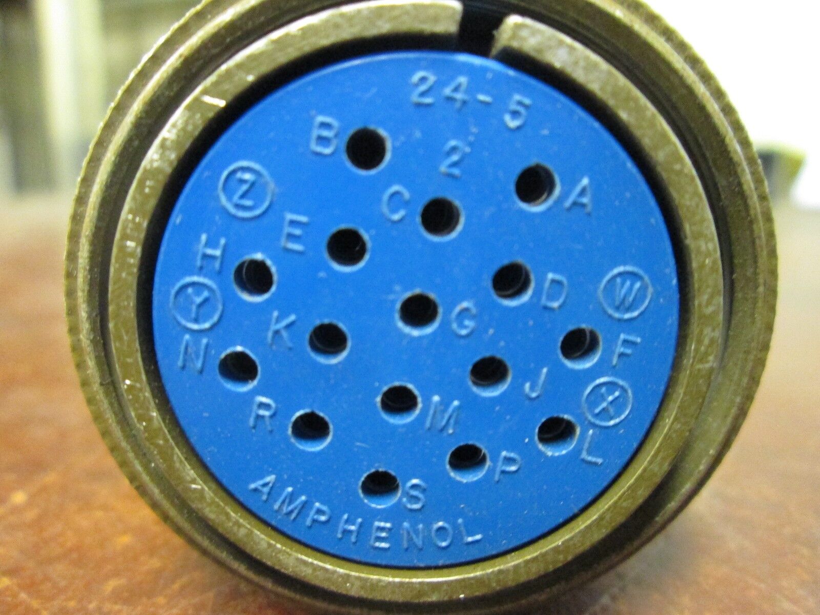 Amphenol Receptacle 24-5 16-Pin Used