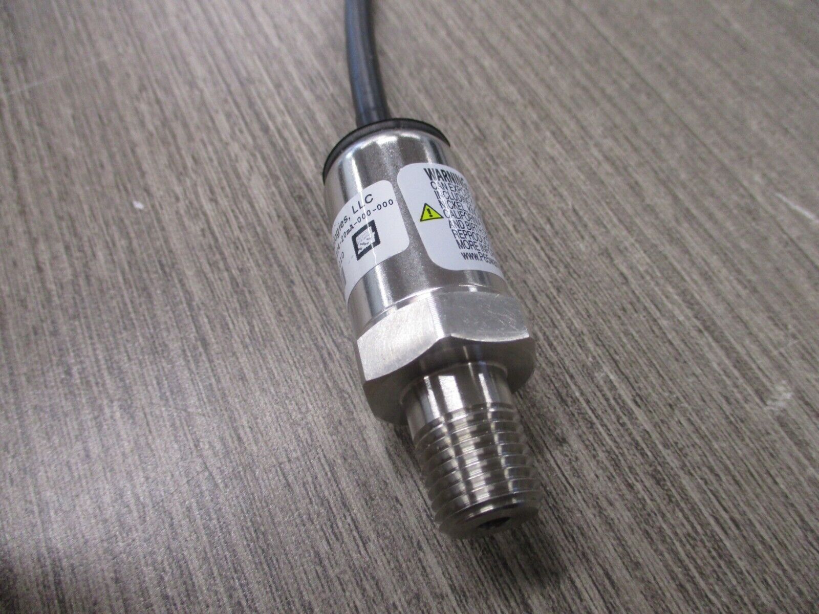 ACI/SSI Pressule Sensor P51-2000-S-A-I24-20MA-000-000 New Surplus