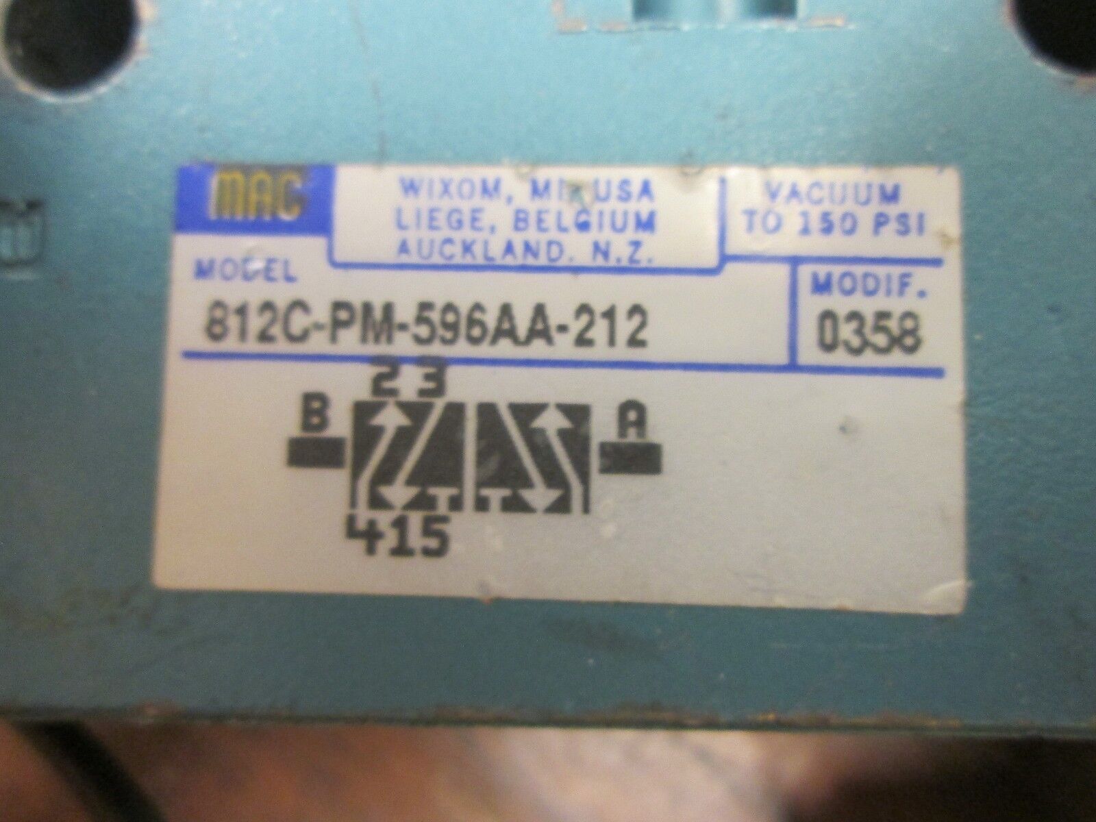 MAC Valve w/ Solenoid 812C-PM-596AA-212/PME-596AAAA 24VDC 150PSI Used