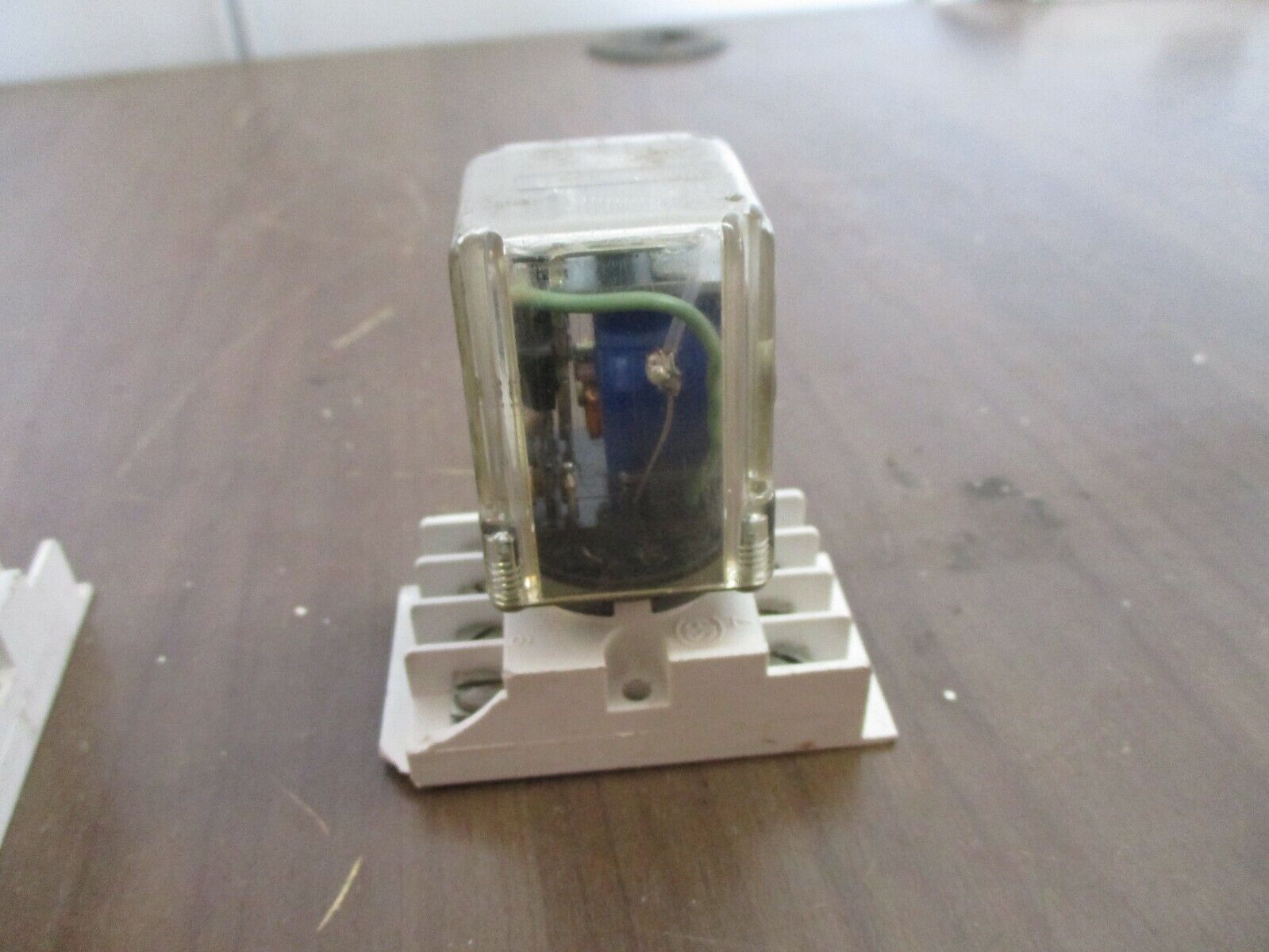 Deltrol Controls Relay 105A 10A DPDT 120V Coil w/ Base *Lot of 2* Used