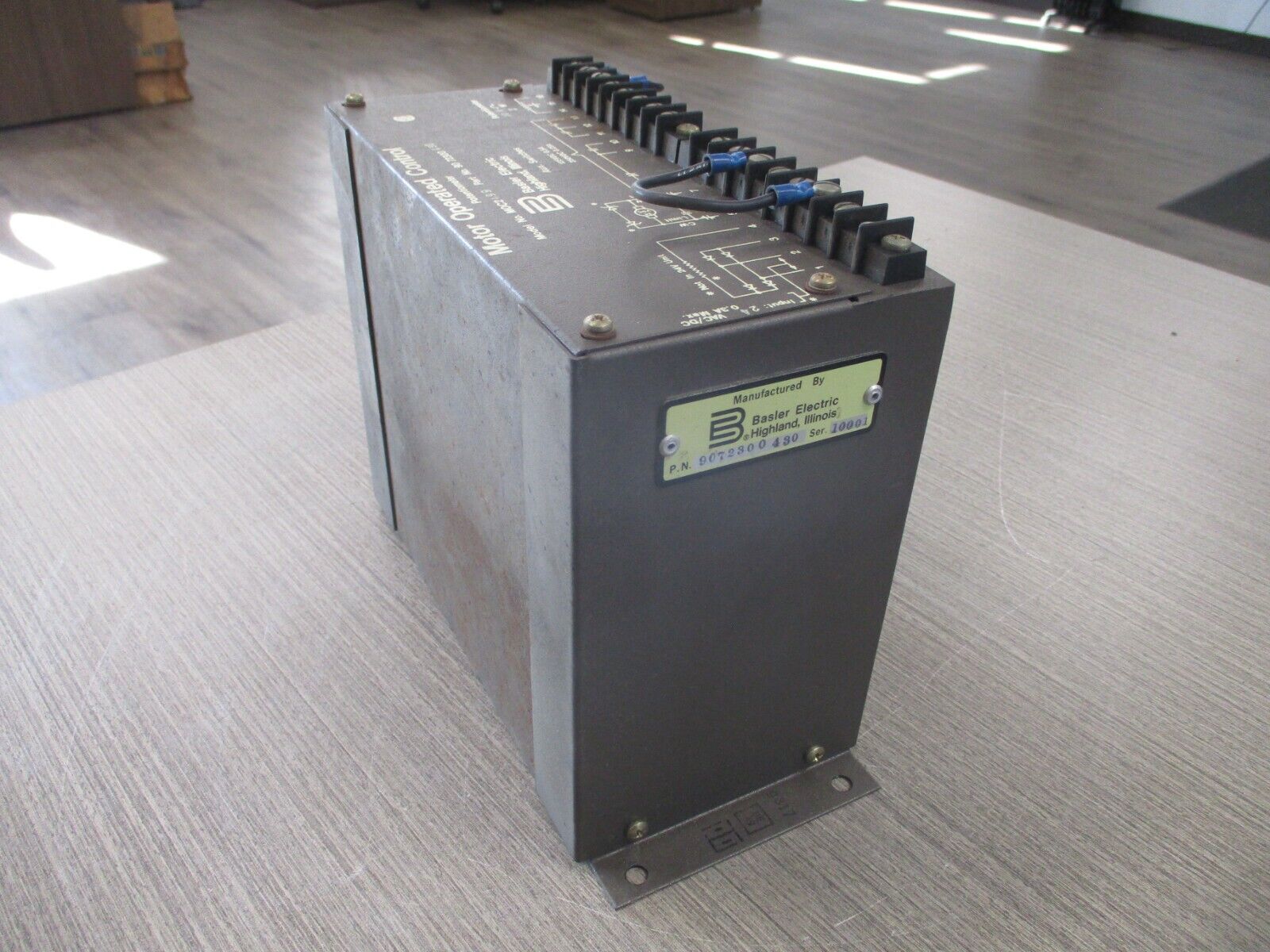Basler Electric MOC2499 Motor Operated Control / Potentiometer 90 72300430 Used