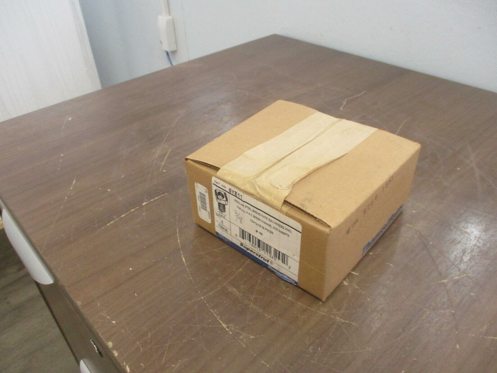 Thomas & Betts Superstrut Spring Nut 5YE11 Galvanized Steel 3/8" *Box of 25*