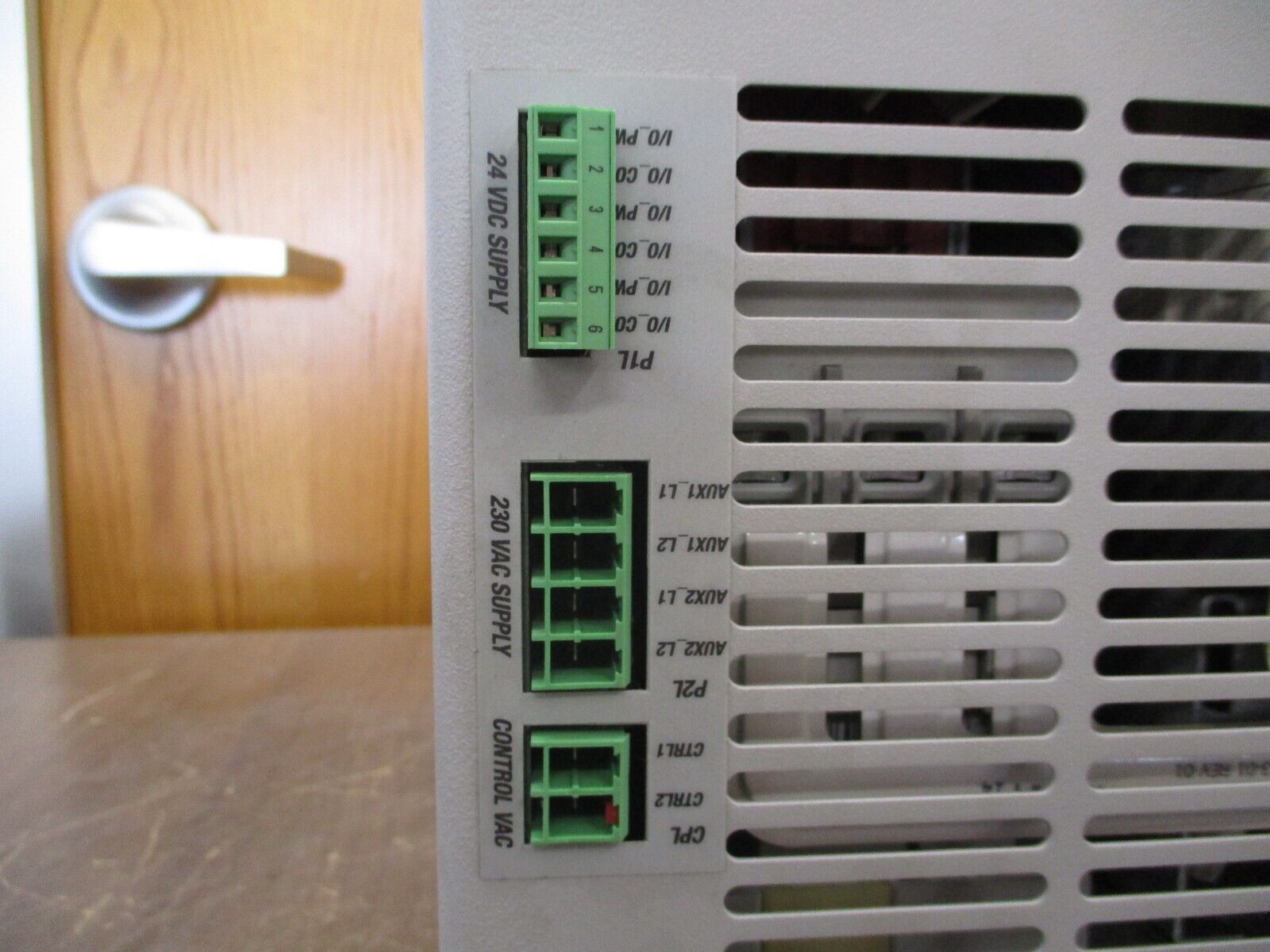 Allen-Bradley Kinetix 6000 460V Line Interface Module 2094-BL25S Ser. B Used