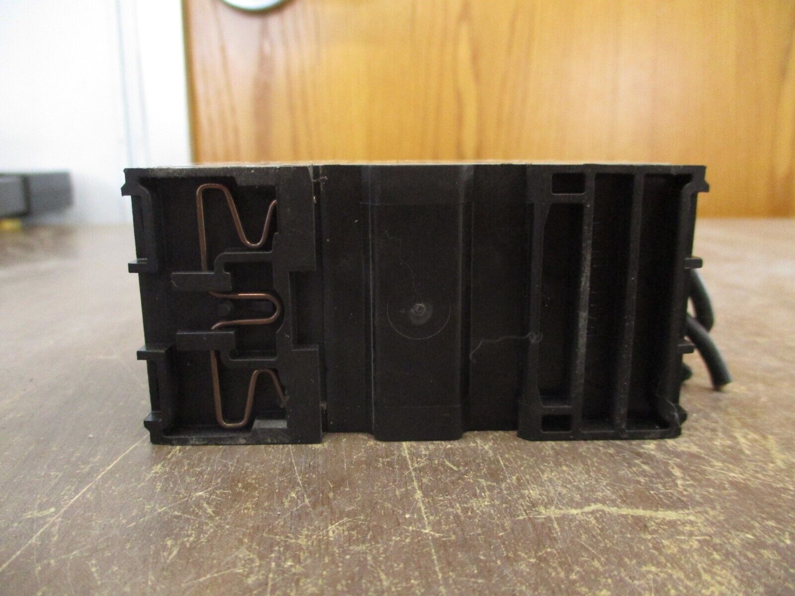 Allen-Bradley Manual Motor Protector 140M-C2E-C10 Trip : 6.3-10A *Broken Top*