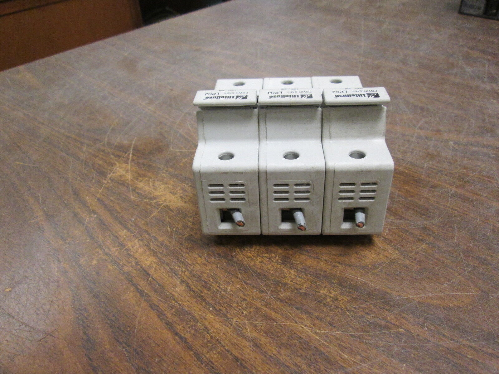 Littlefuse POWR-Safe Fuse Holder LPSJ30-3ID 30A 600V 3P Used