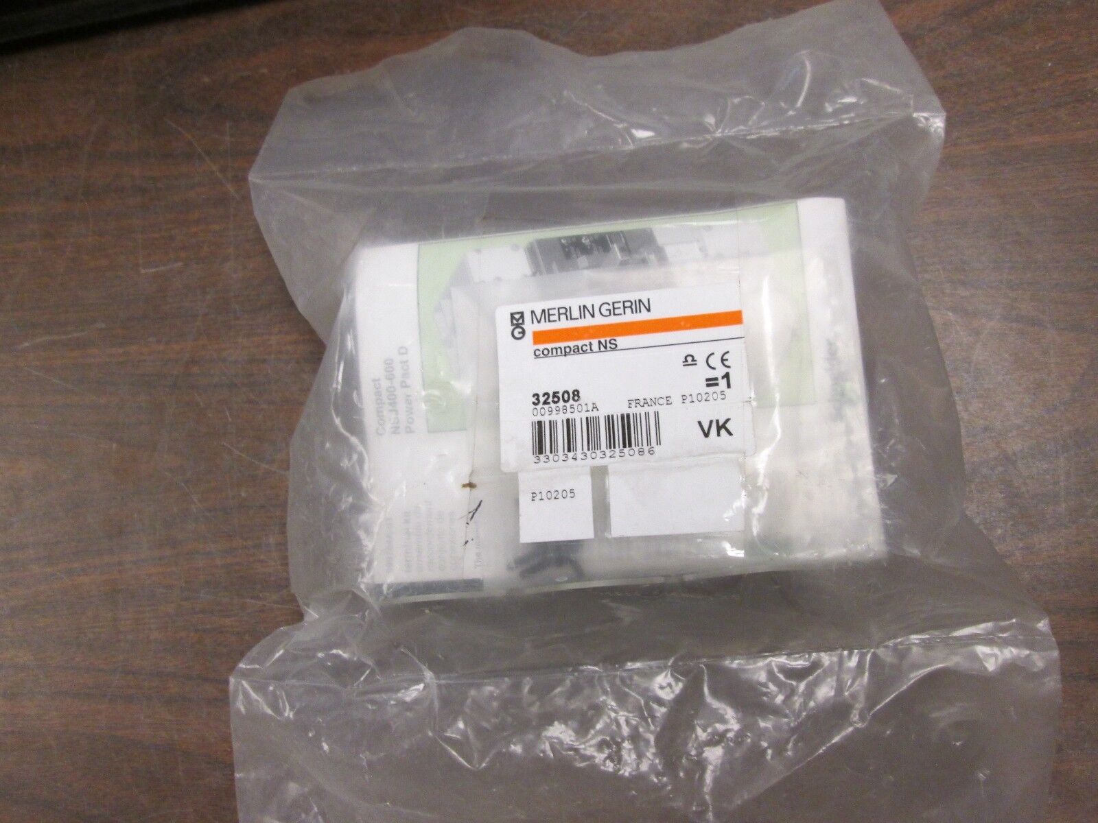 Merlin Gerin Compact NS Lug Cover 32508 NSJ 400-600 New Surplus