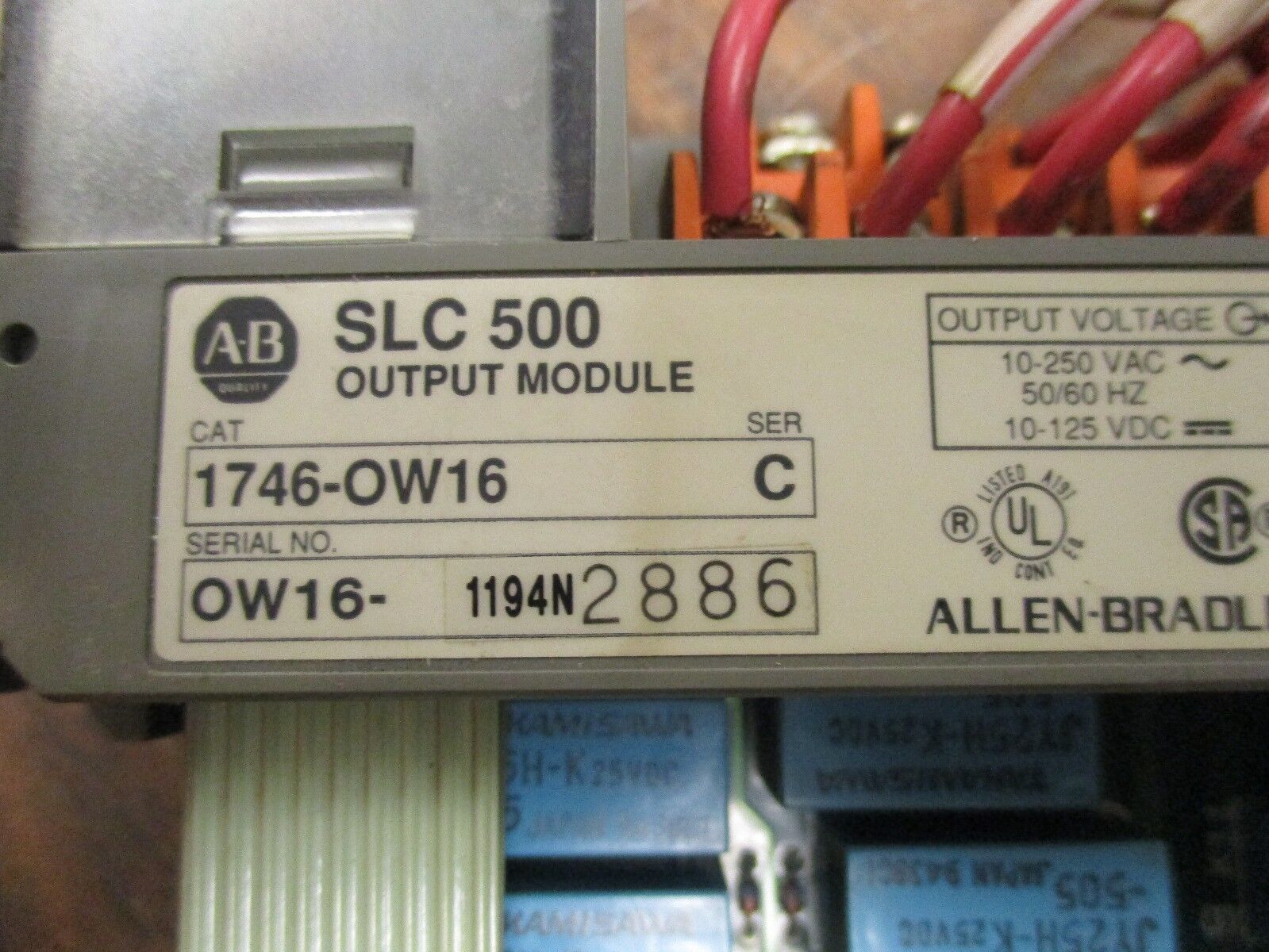Allen-Bradley SLC 500 Output Module 1746-OW16 Ser C. 10-250VAC/10-125VDC Output