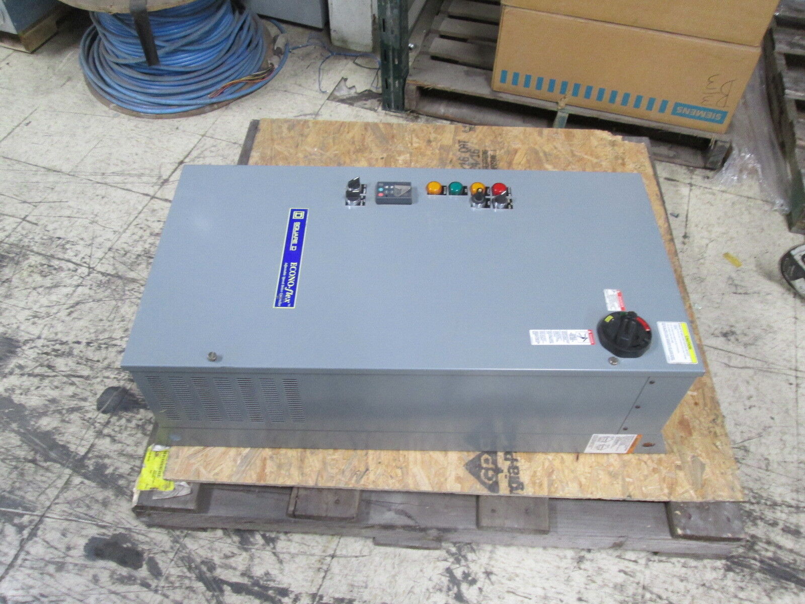 Square D Econo-Flex Altivar AC Drive 8839 58EGG2VY 7.5HP *No Box* New Surplus