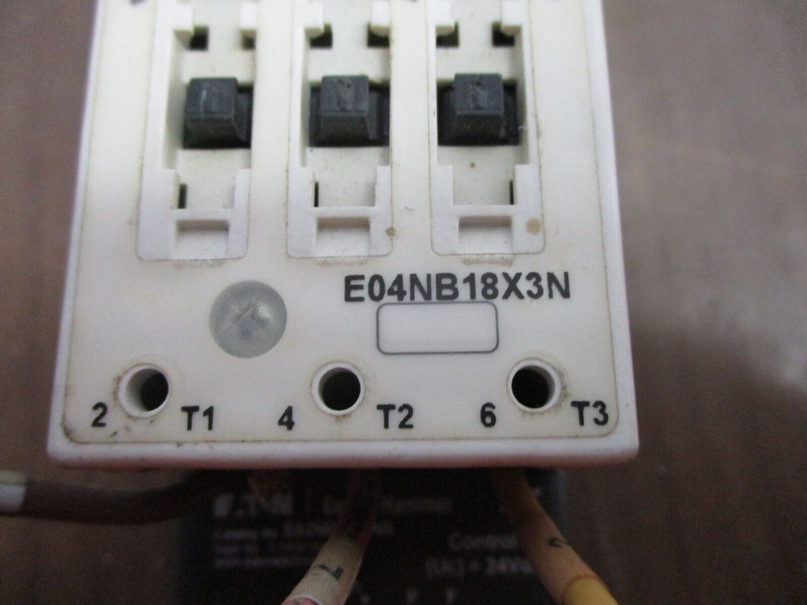 Eaton / Siemens Starter E04NB18X3N / 3RV1021-4AA10 24VDC Coil Trip: 11-16A Used