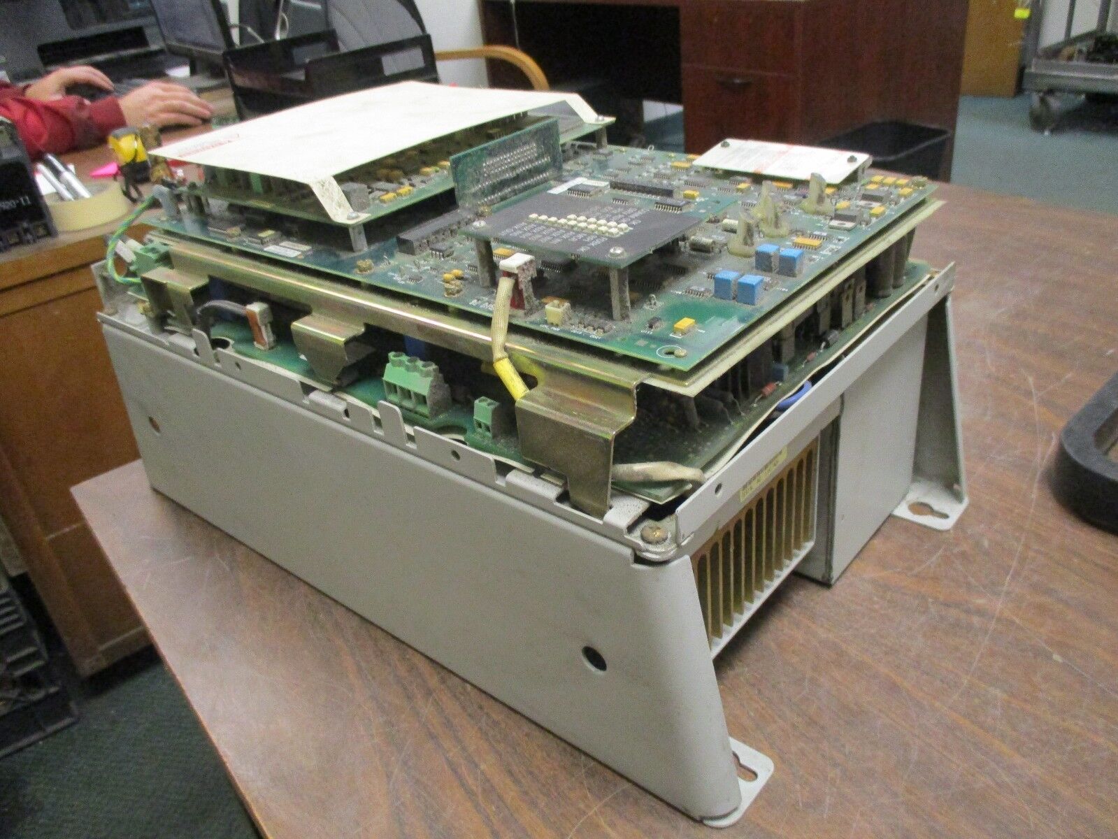 Allen-Bradley DC-AC Drive SA3100-R030-AX-L6R 30HP *Open Chassis* Used