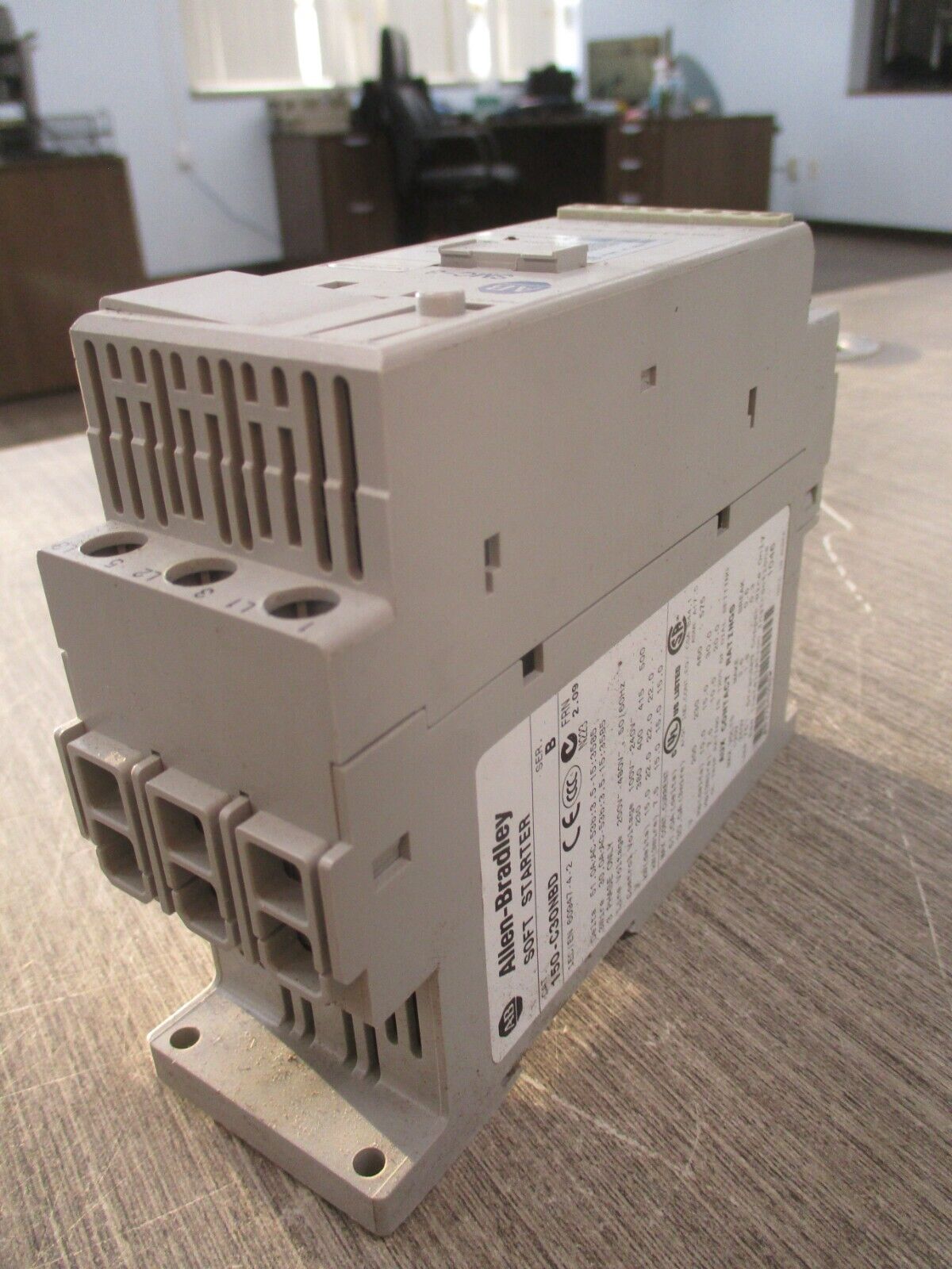 Allen-Bradley SMC-3 Soft Start 150-C30NBD Ser. B FRN 2.09 Used