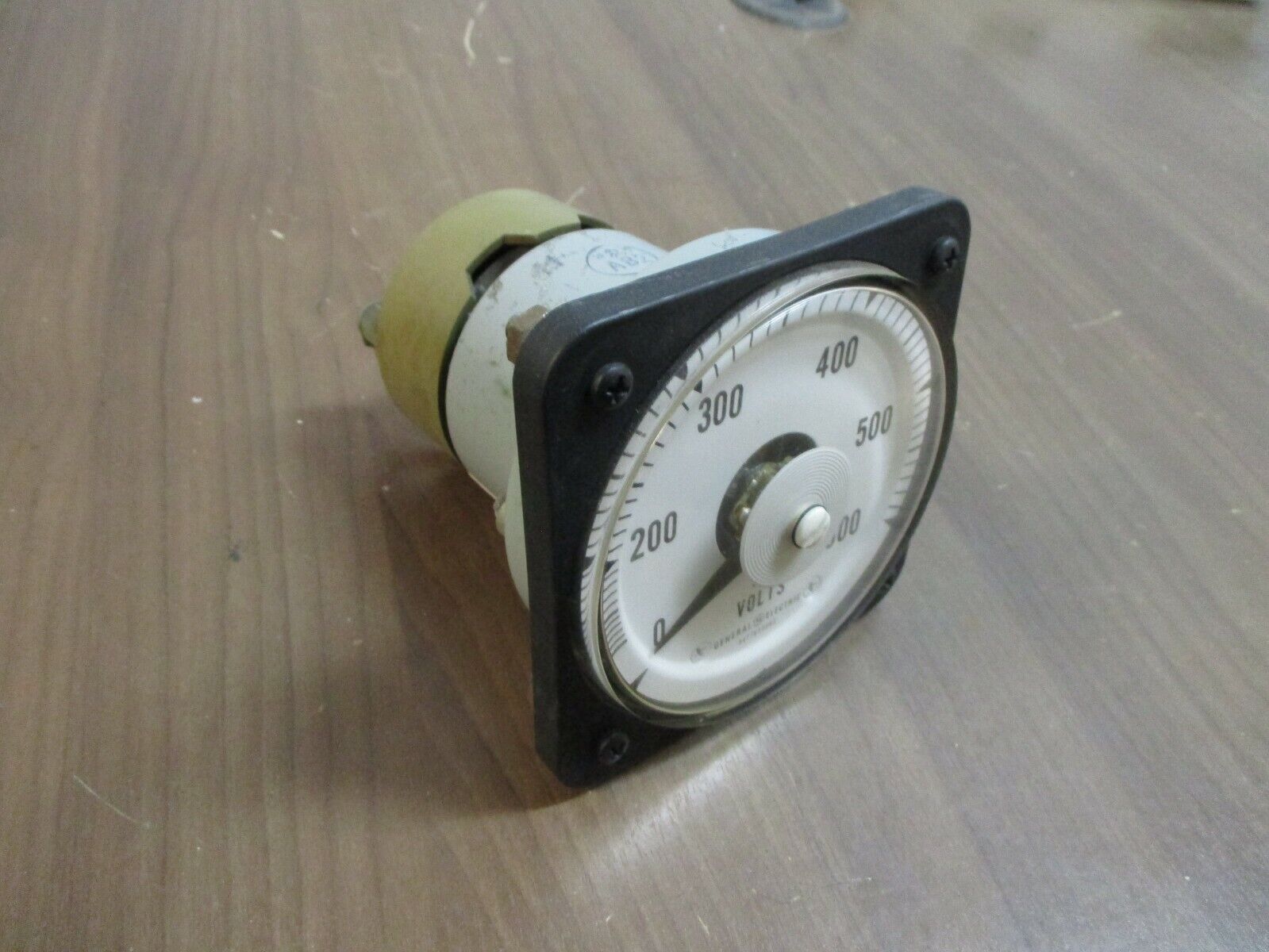 GE AB40 Voltmeter 50-1030210ZSJ2 Range: 0-600V Used