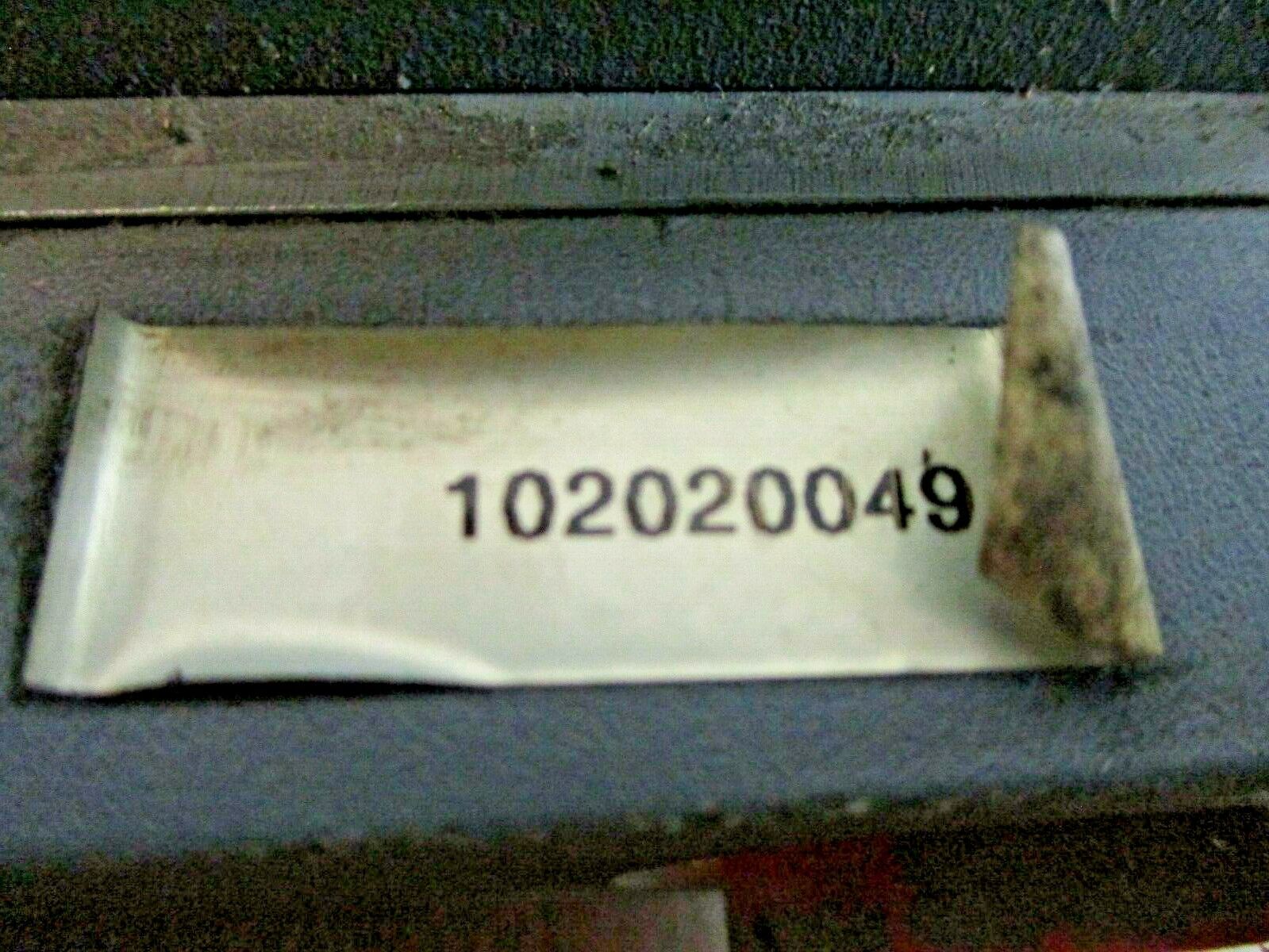 Vickers Valve Base Manifold 102020049 3-Valve Used