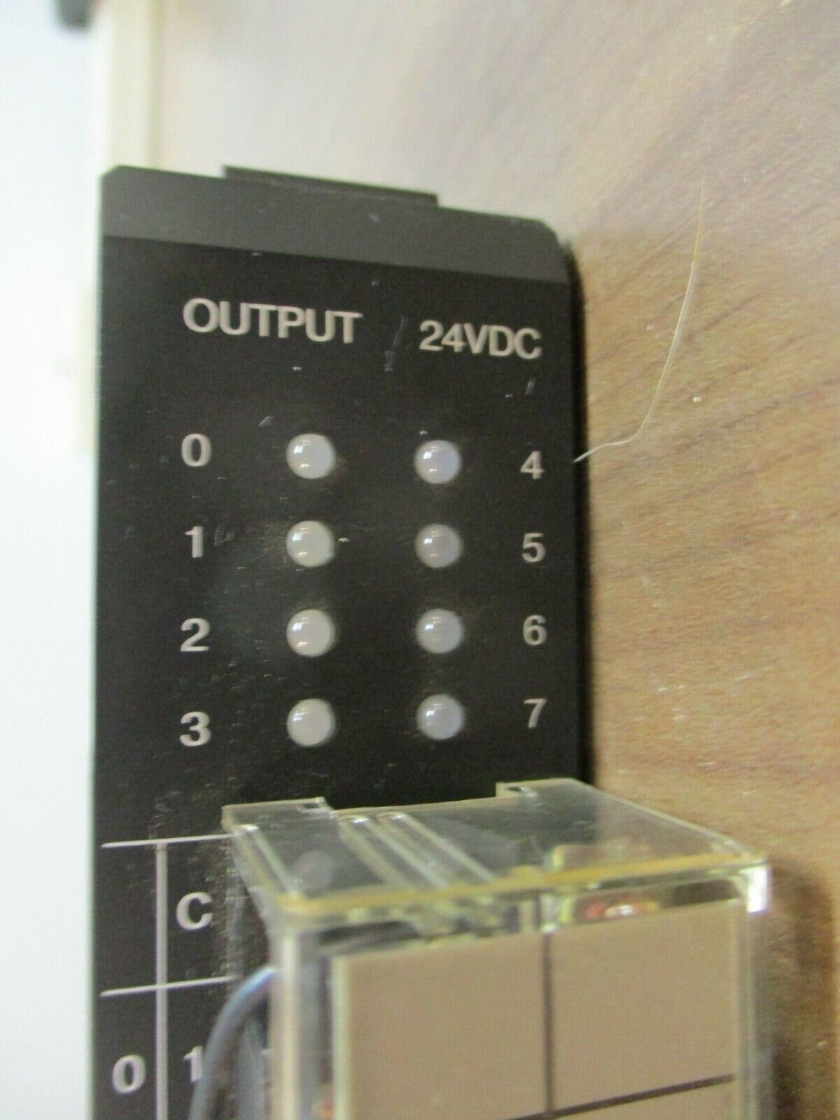 GE Fanuc Output Module IC610MDL151B 24VDC 8-Circuit Used