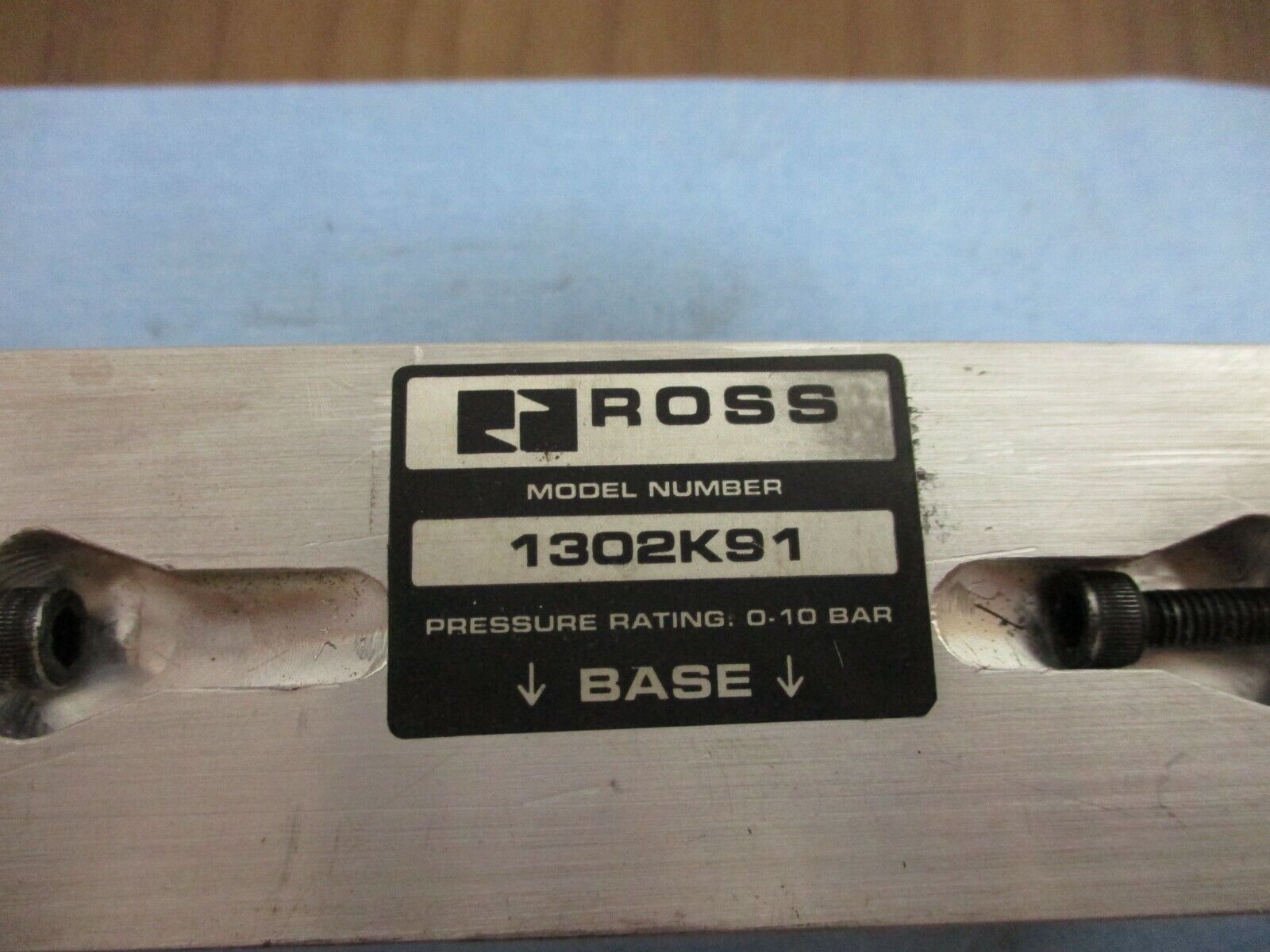 Ross Pneumatic Valve 1302K91 0-10 Bar Used