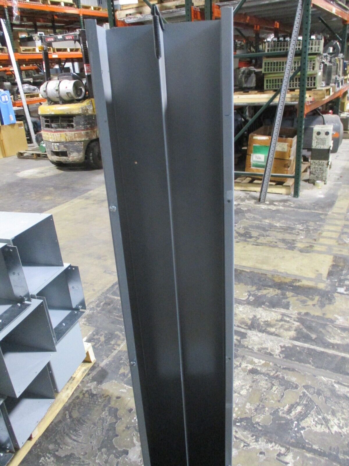 AMP Wireway w/ 90° Elbow End Length: 60" Size: 10x8 to 10x10 *No Cover* Used