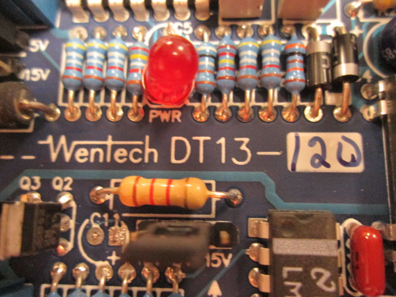 Wentech Isolated DC Transmitter DT13-120 120VAC Input 5/10/15V Output Used