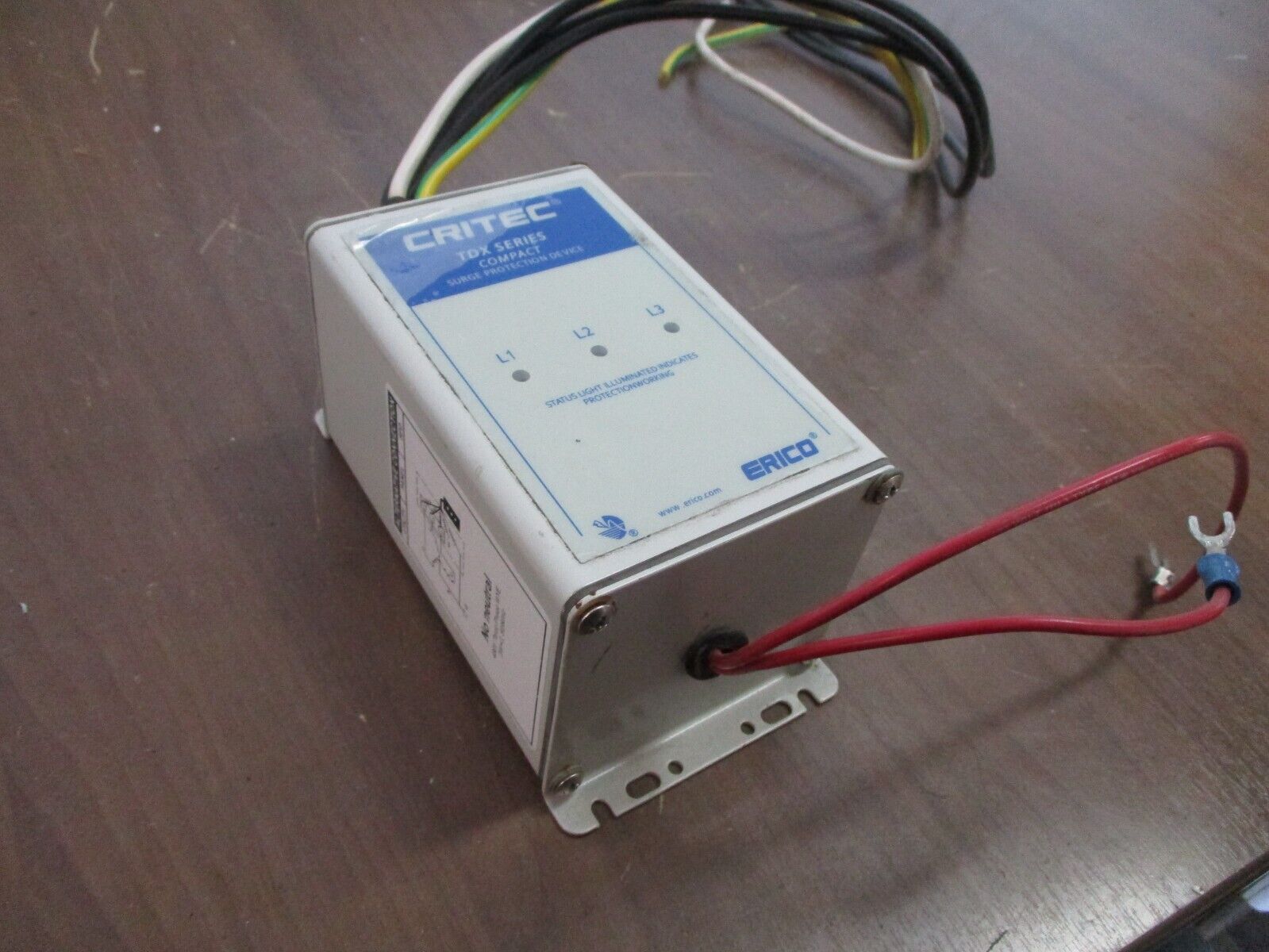 Erico Critec TDX Series Compact Surge Protection Device TDX100C 277/480 3Ph Used