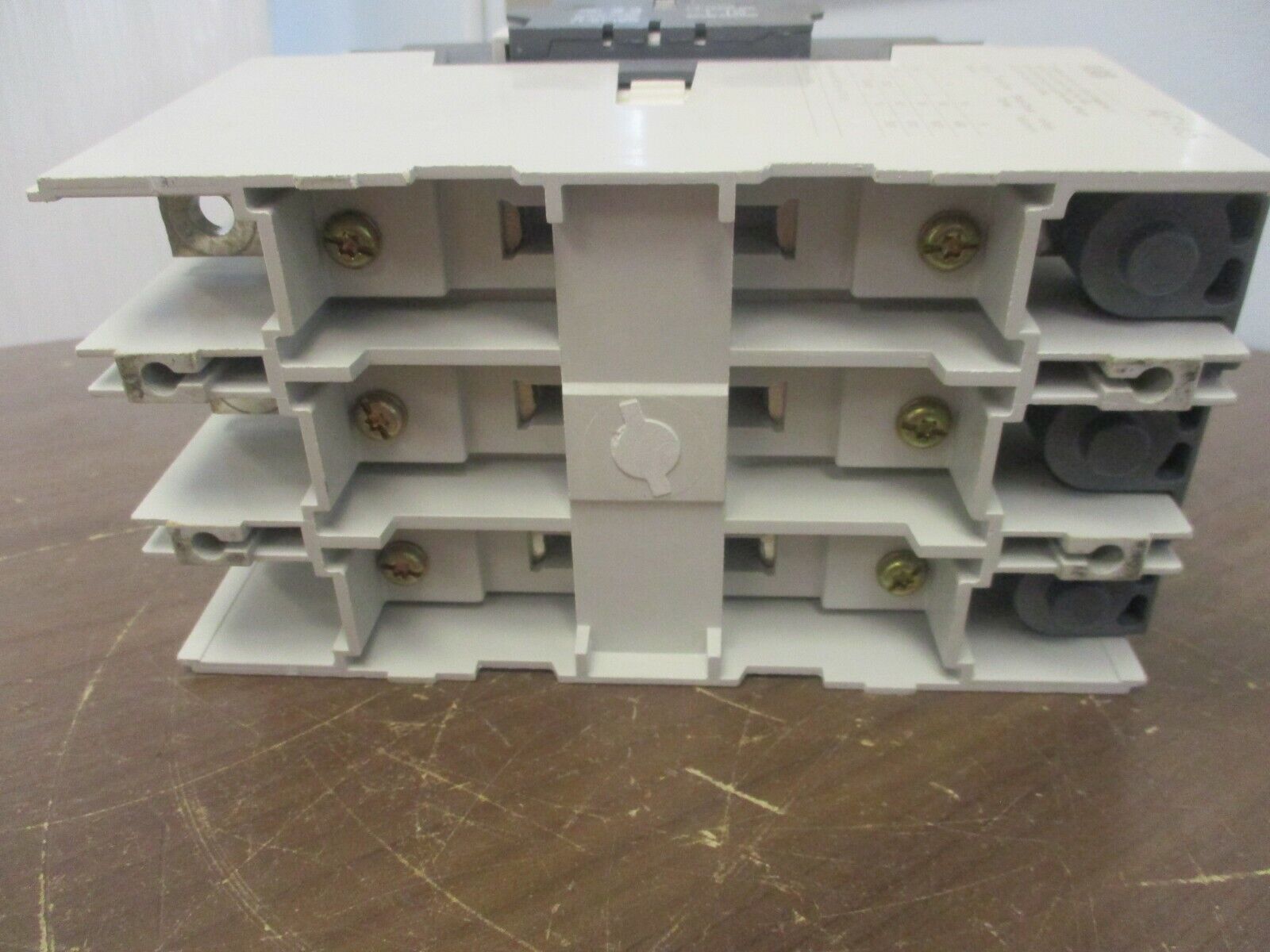 ABB Contactor AF145-30 20-60VDC Coil 230A 600V Used
