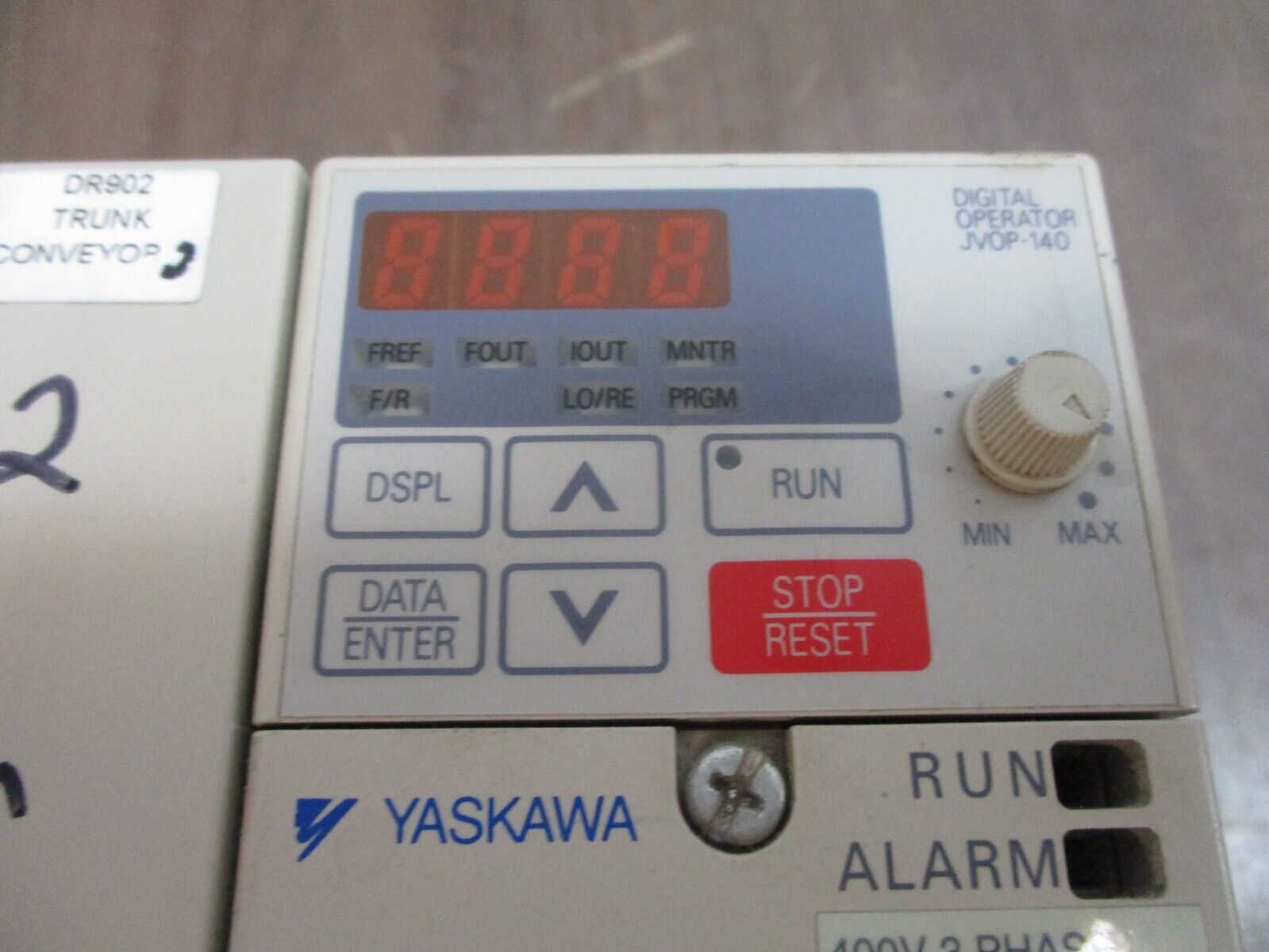 Yaskawa GPD 315/V7 AC Drive CIMR-V7AM40P7 1HP 3Ph w/ Keypad Used