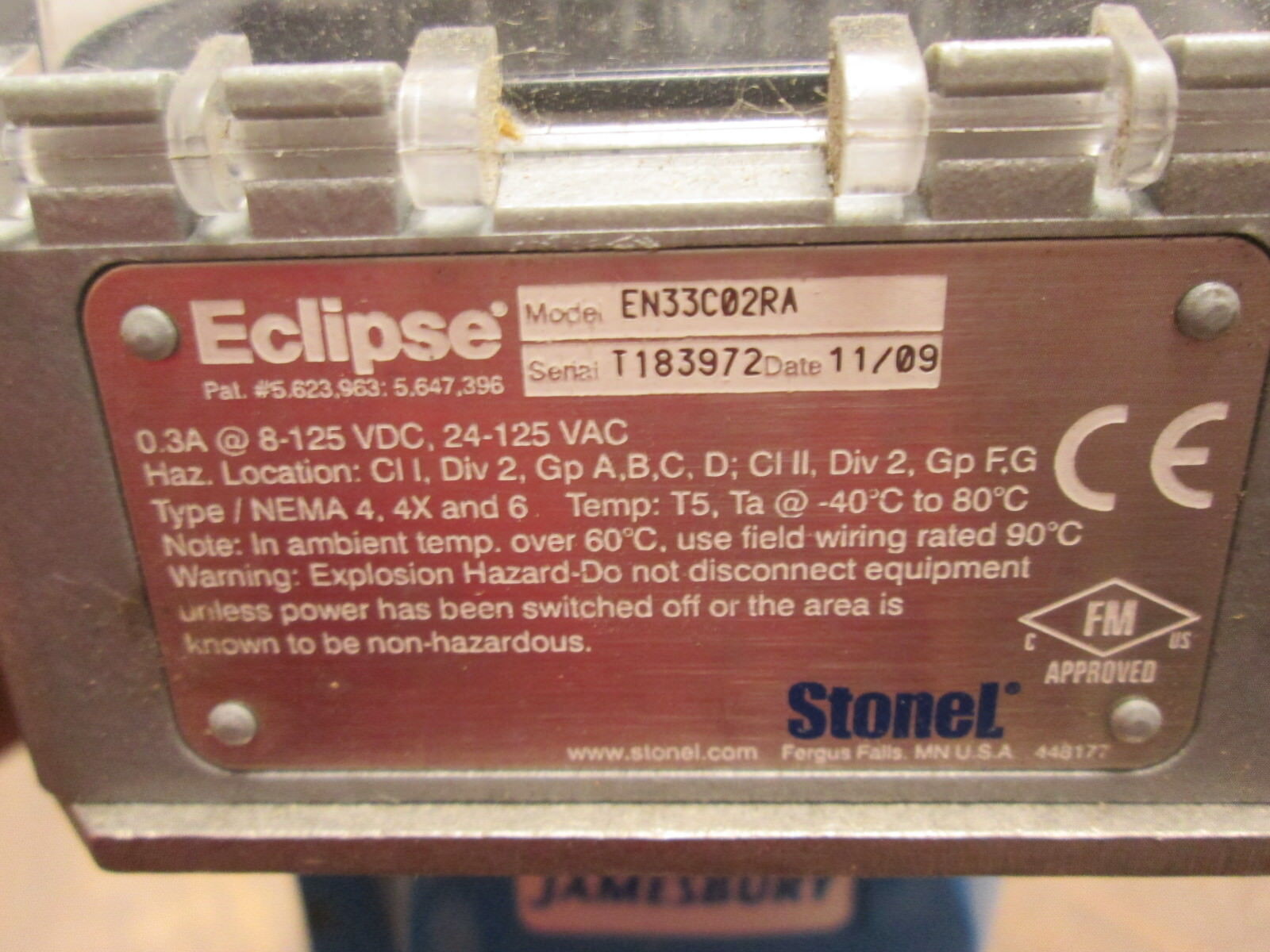 Stone L Eclipse Quartz Valve w/ Actuator EN33C02KA 0.3A 8-125VDC Used