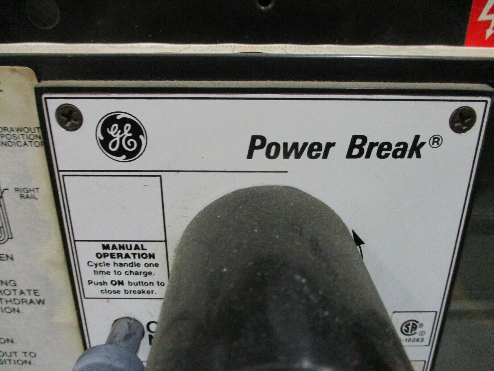 GE Power Break Circuit Breaker THC88TTR 600A Rating Plug w/ Trip Used