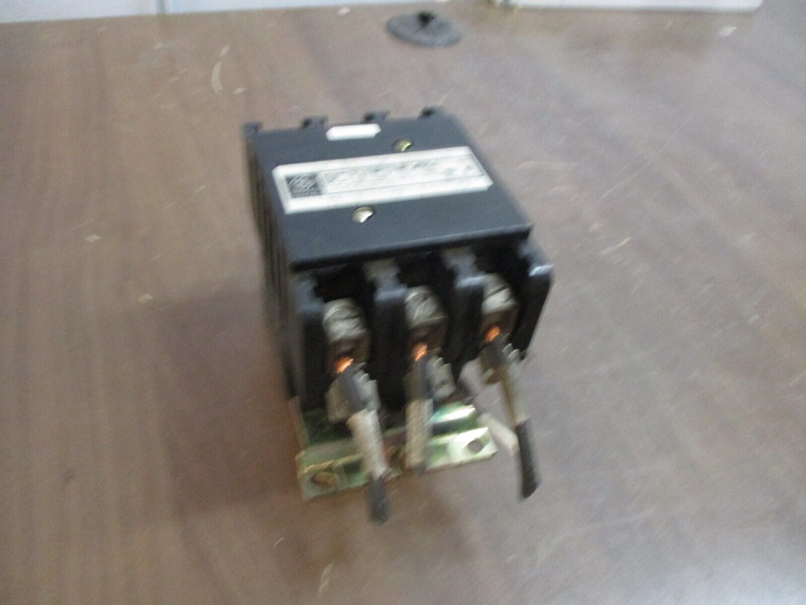 GE Definite Purpose Contactor CR353EH3BA1AD 115-120V Coil 90A 600V Used