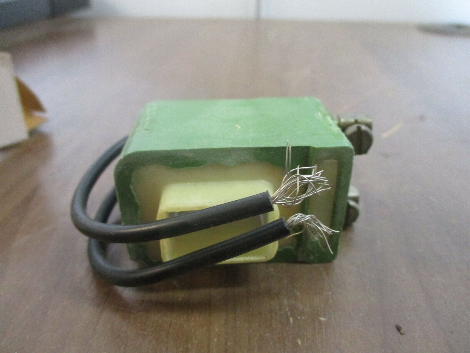 GE Magnetic Coil 15D2G3 230V 60Hz New Surplus