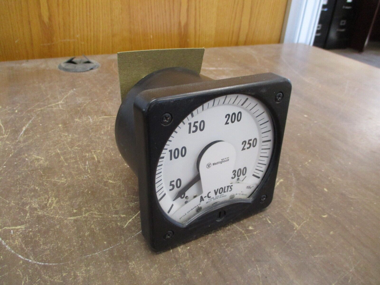 Westinghouse Type KA-241 AC Voltmeter 291B460A10 Range: 0-300V Used