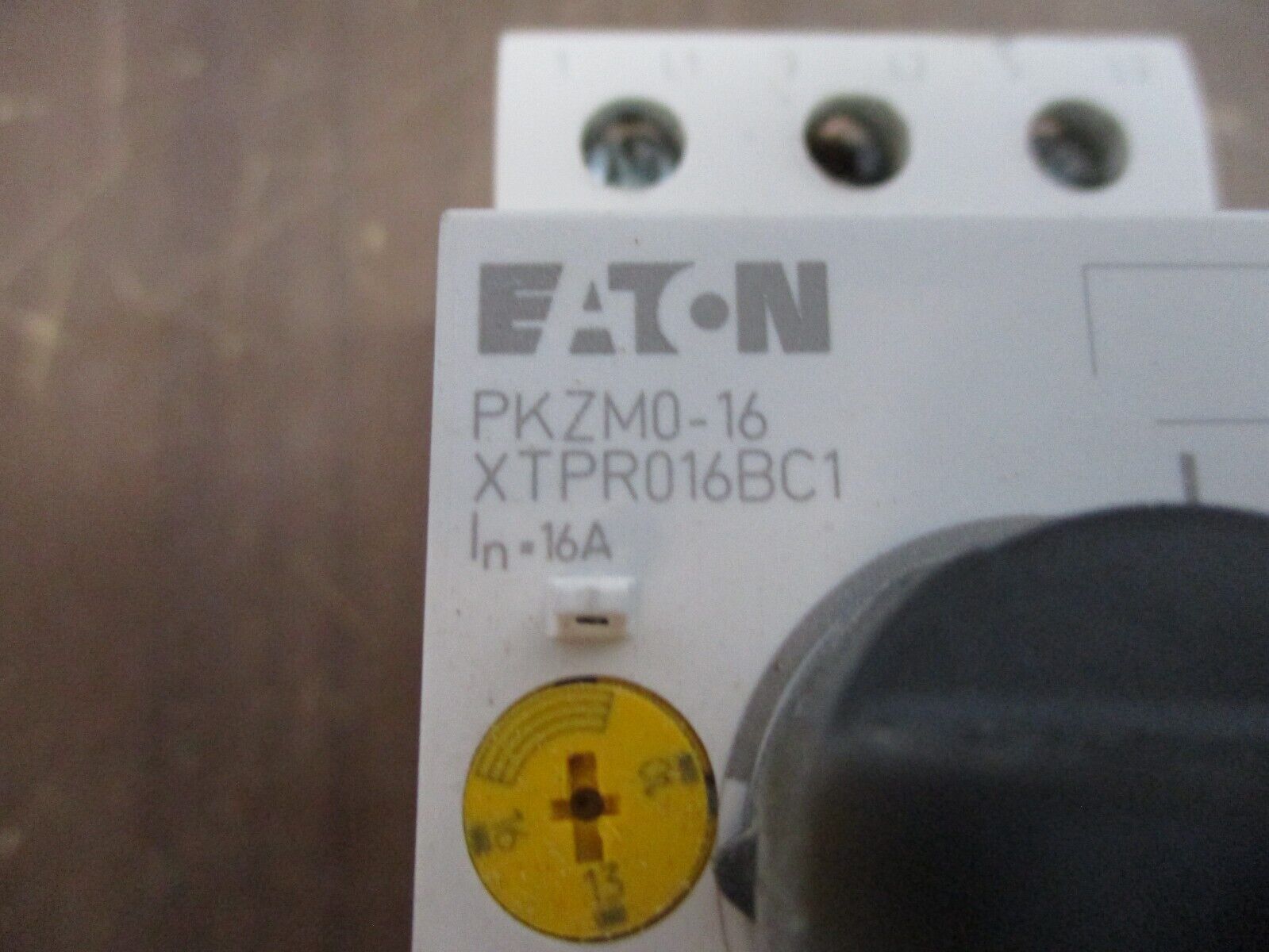 Eaton Starter E04NB18X3N / PKZM0-16 XTPR016BC1 24VDC Coil Trip: 10-16A Used