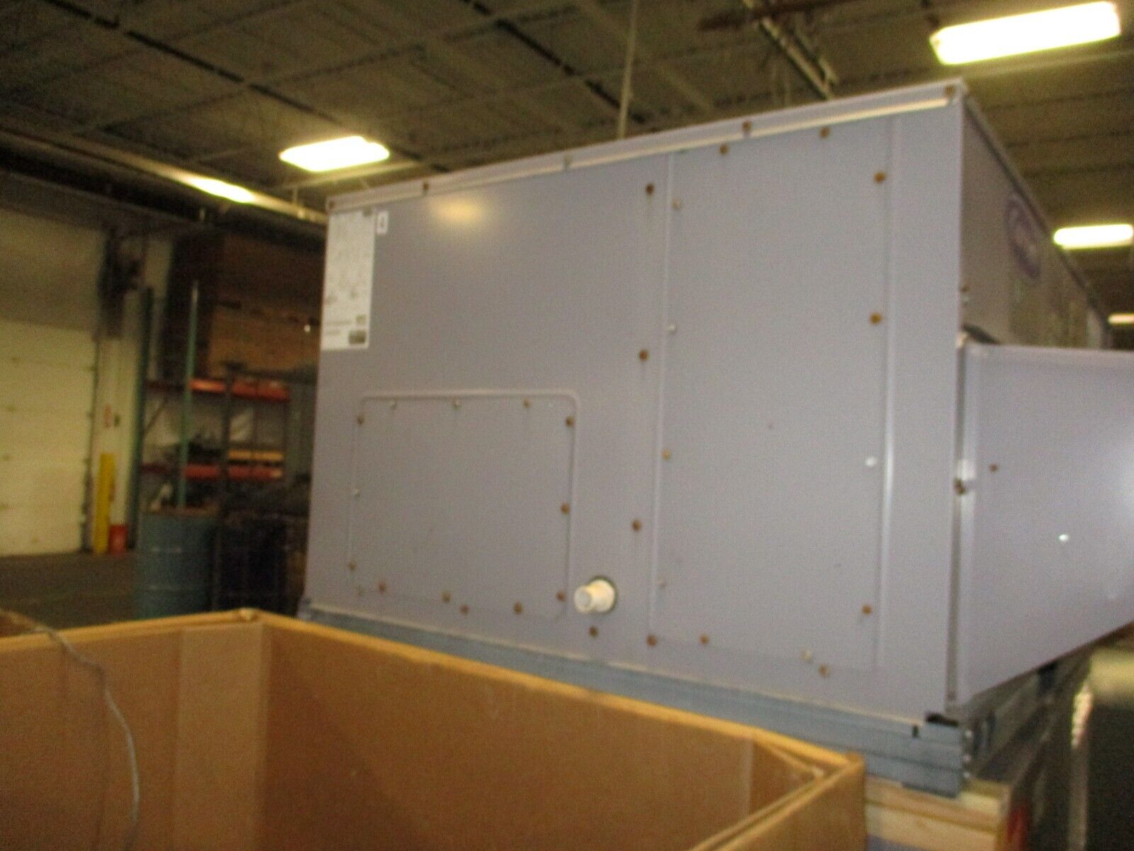 Carrier 48TC Rooftop Unit 48TCEA05A2A5A0A0A0 4 Ton 208/230V Natural Gas Heat