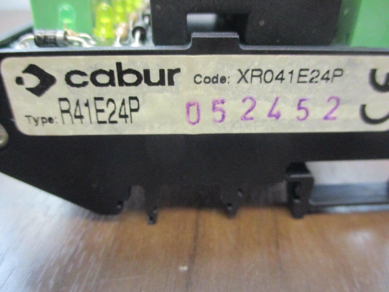 Cabur Relay Bank R41E24P *Cracked Bottom* Used