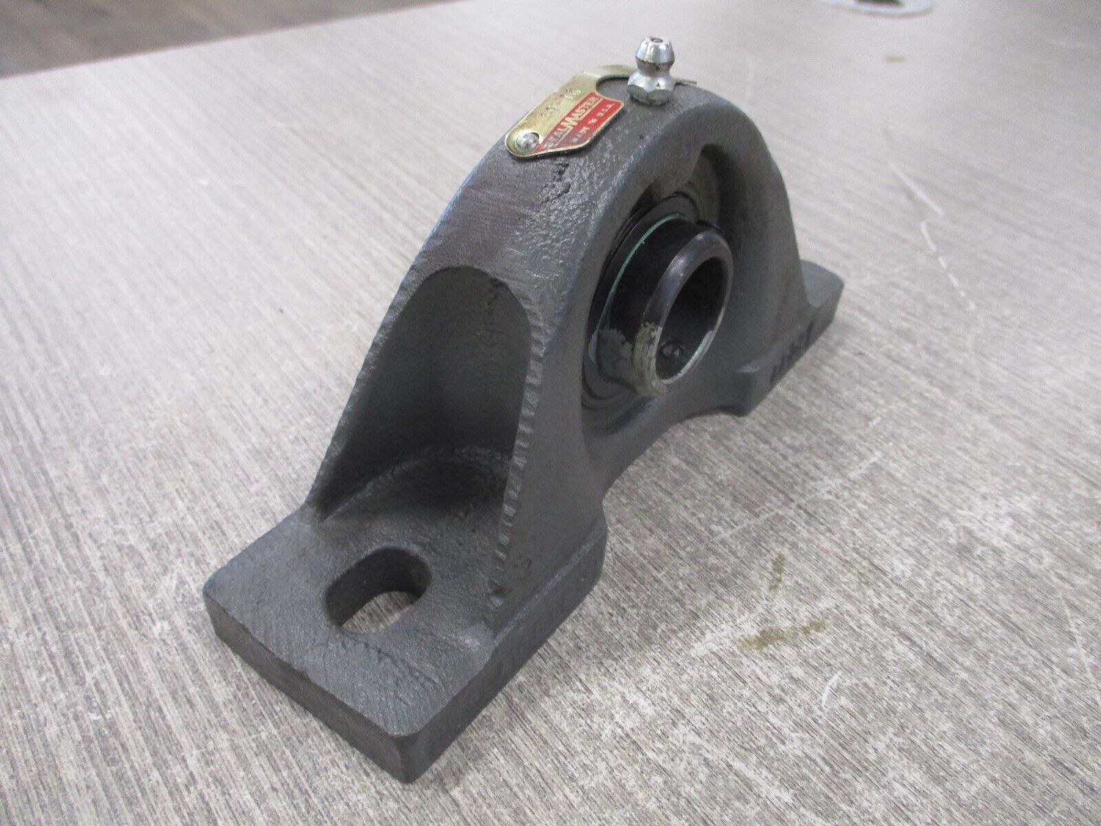 SealMaster Pillow Block Bearing SP-16 1" Used