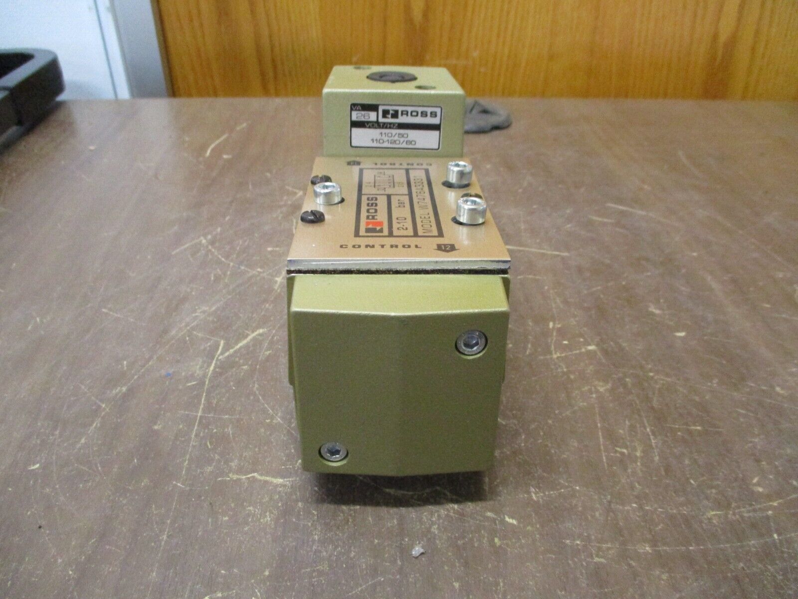 Ross Solenoid Valve W7476A3331 110-120V New Surplus