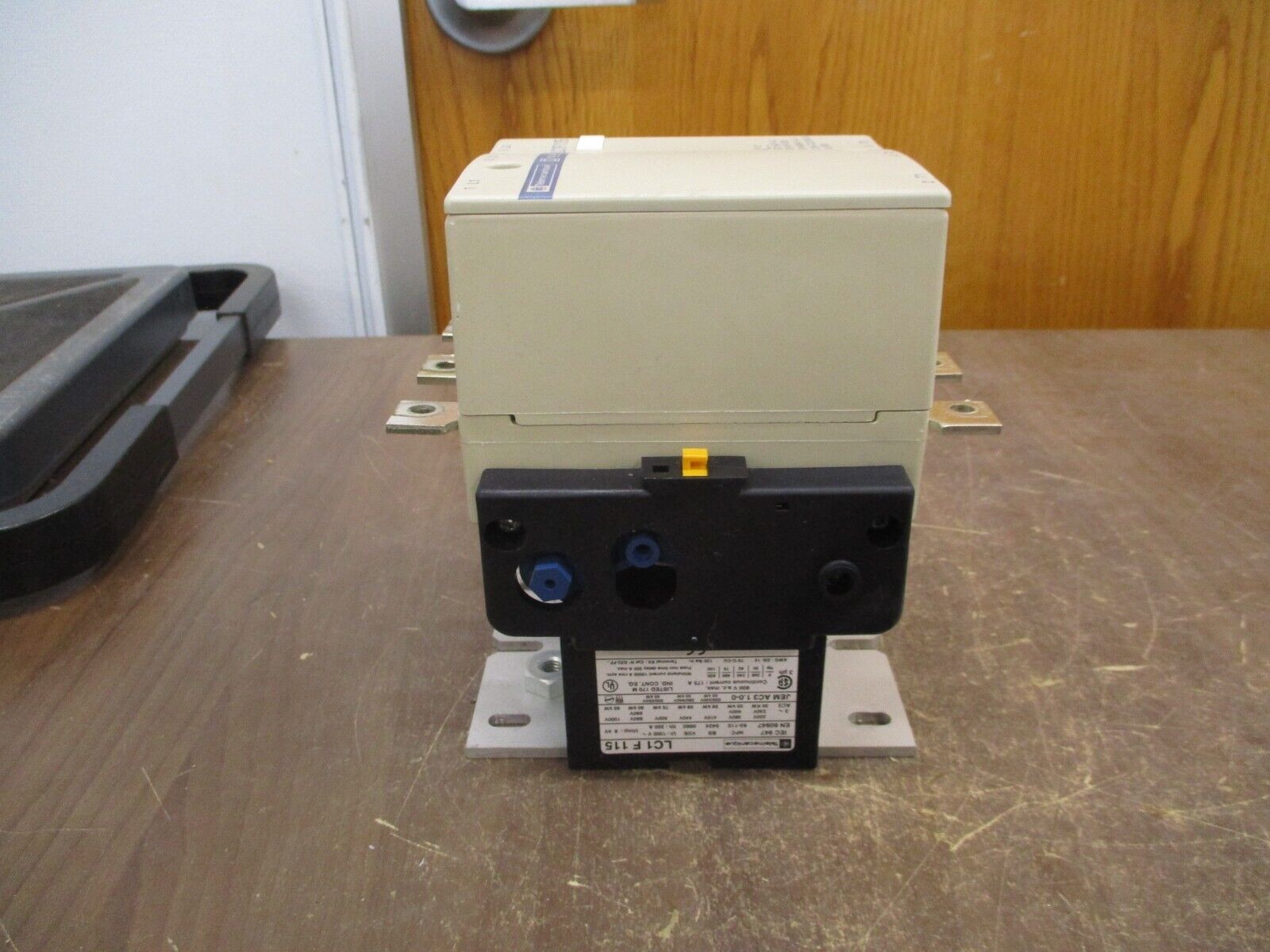 Telemecanique Contactor LC1F115 115-120V Coil 175A 600V w/ Aux Contact Block