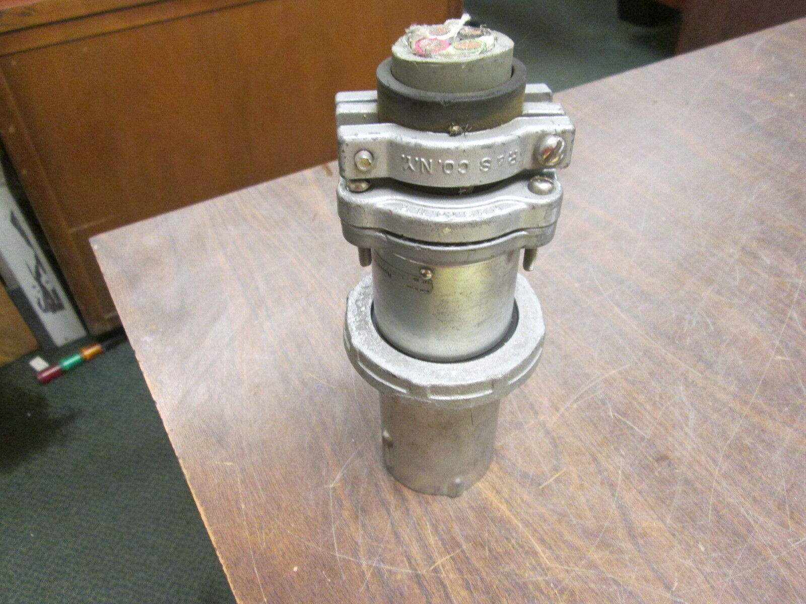 Russellstoll Plug 7338-72 100A 600V 3P 4W Used