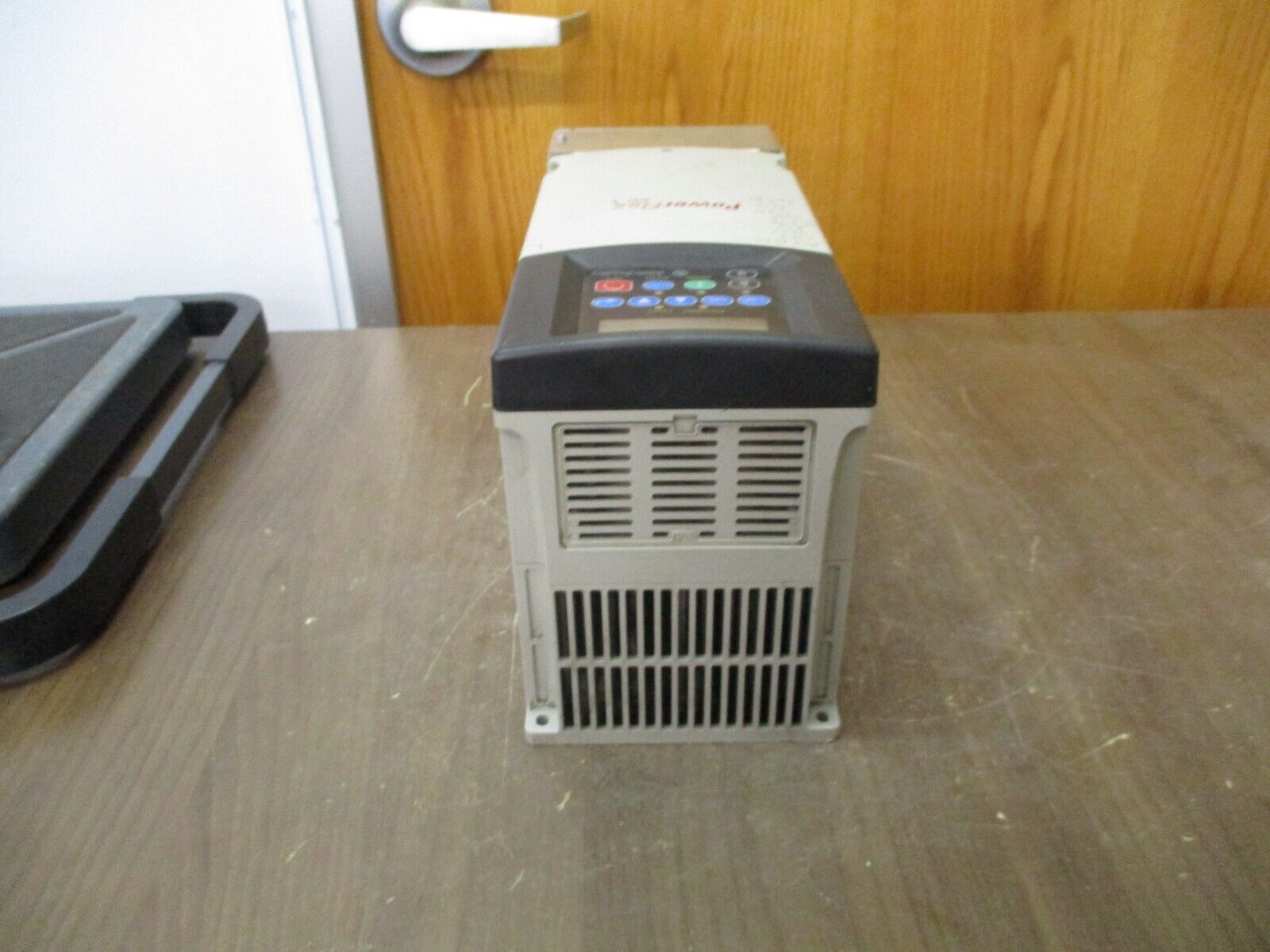 Allen-Bradley PowerFlex 400 AC Drive 22C-D012N103 Ser. A 7.5HP 3Ph Used