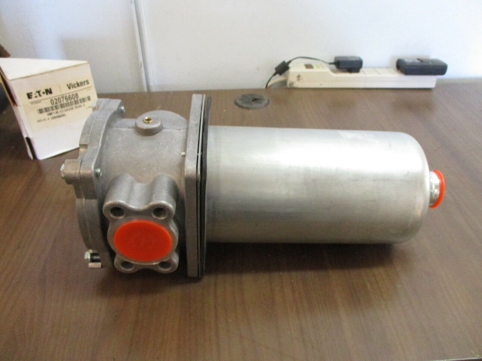 Eaton Vickers Filter HF4RT1SD343NBC10 New Surplus