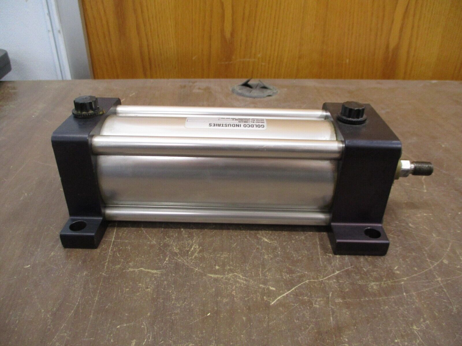 Goldco Industries Pneumatic Air Cylinder 300129 250PSI Used