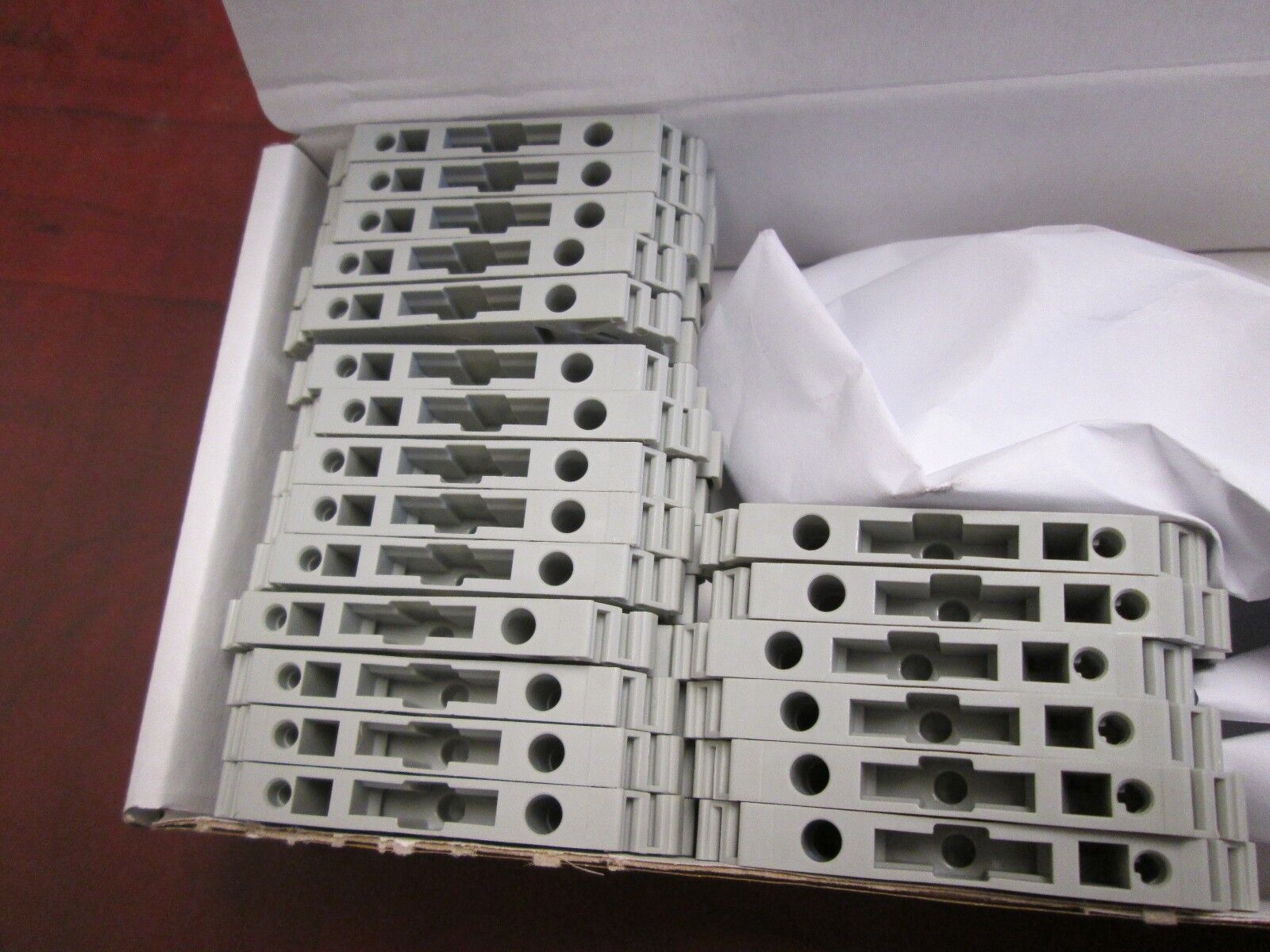 Allen-Bradley End Retainers 1492-ERL35 *Box of 20* New Surplus