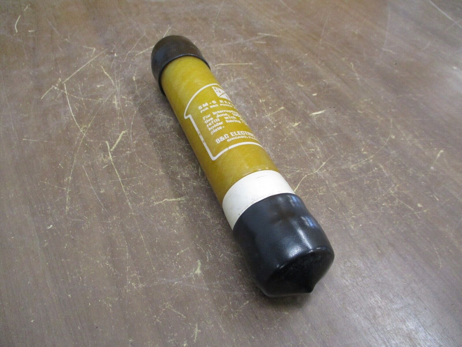 S&C SM-5 Fuse Refill Unit 132200-R4 125E 14.4kV Used