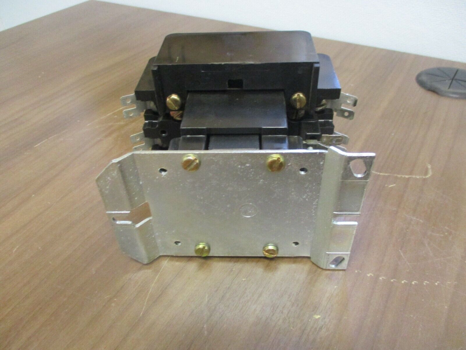 GE Contactor CR353EF3BA1AD 110-120V Coil 60A 600V Used