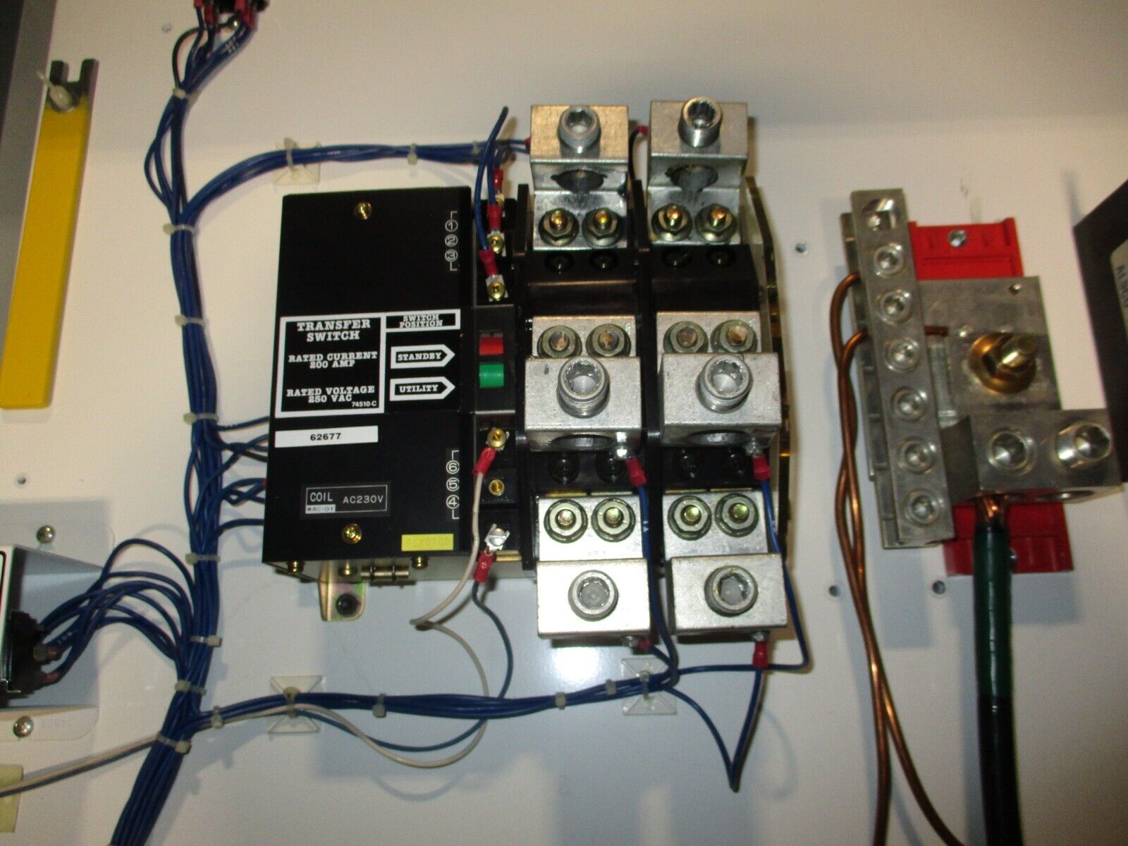 Generac Automatic Transfer Switch 91A01541-W 200A 120/240V 1Ph Used