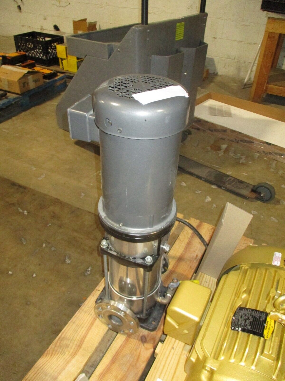 Ebara Stainless Steel Vertical Pump EVMU10-5F0F00T3S 5HP 3600RPM 208-230/460V