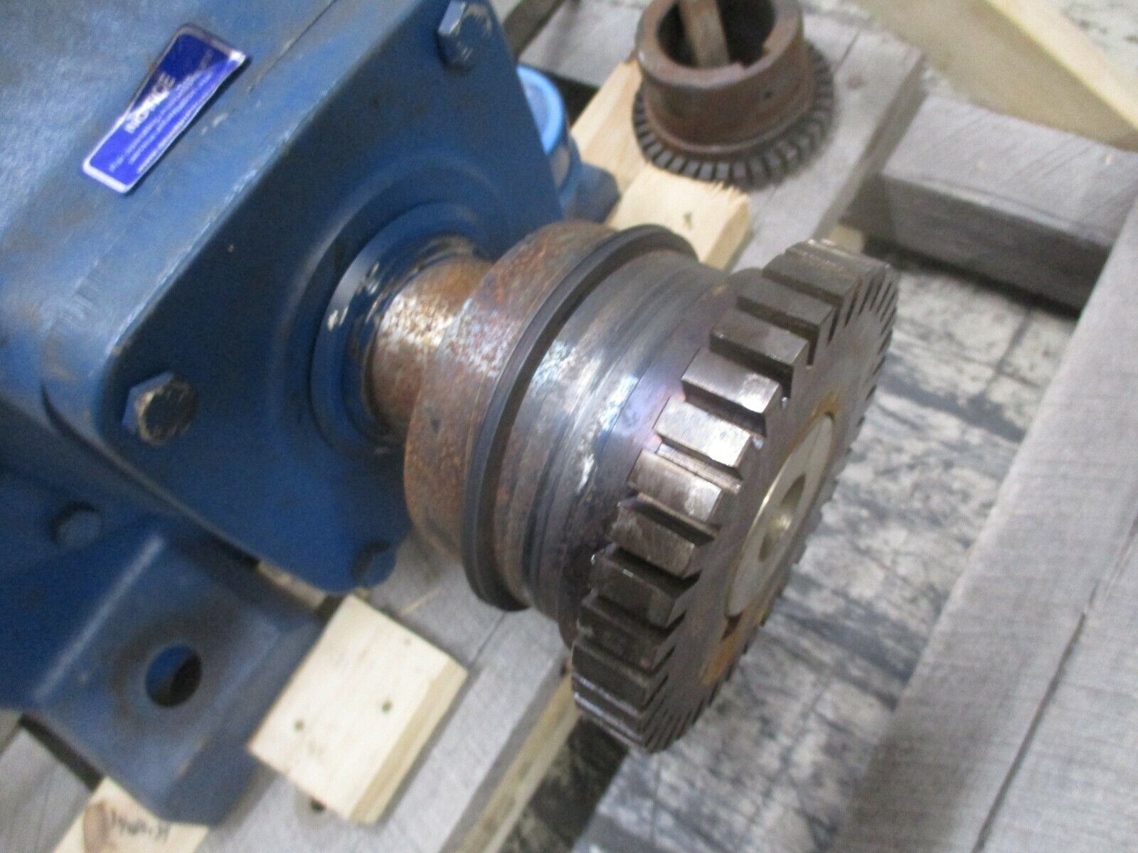 Sew-Eurodrive R Series Gear Reducer R147AD8 Ratio 7.25 241RPM Output Used